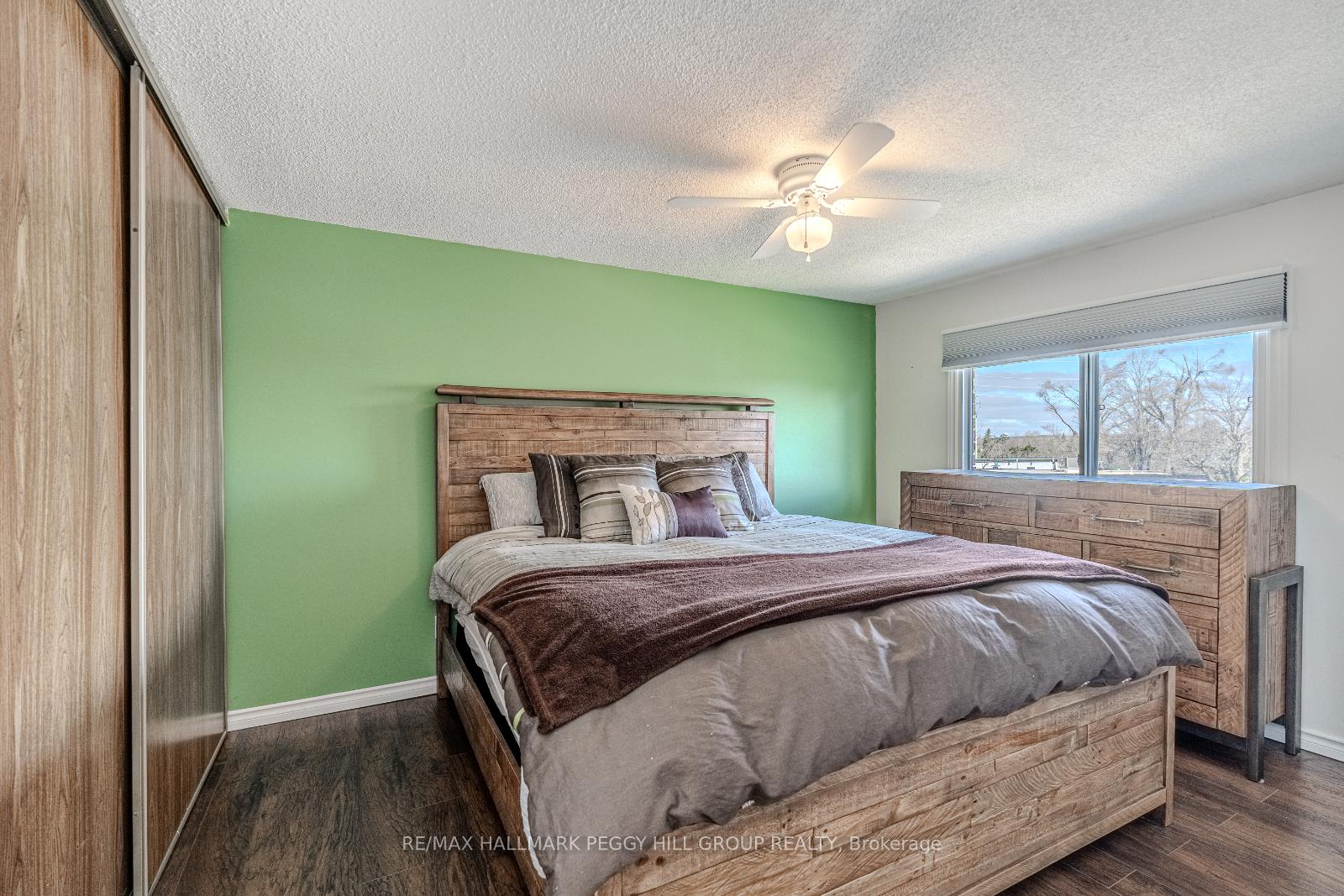 Photo 9 of Unit 1, 52 Adelaide Street, Barrie, Allandale — HOMEH