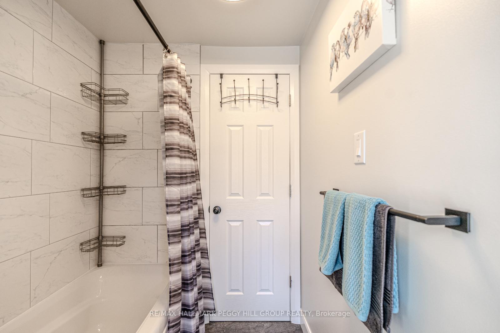 Photo 13 of Unit 1, 52 Adelaide Street, Barrie, Allandale — HOMEH
