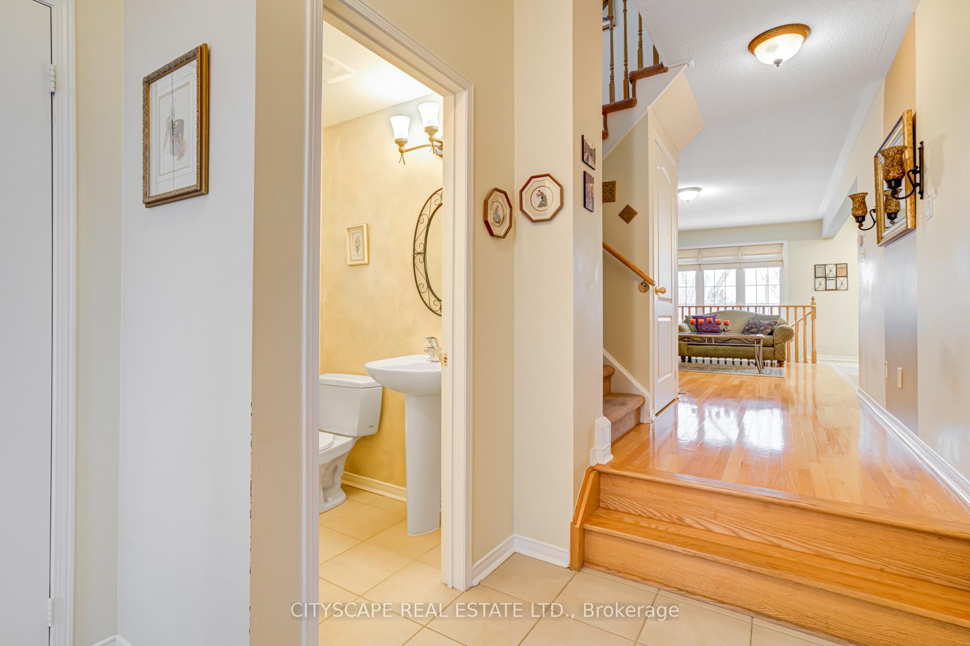 Photo 4 of 67 Crannyfield Drive, Brampton, Fletcher's Meadow — HOMEH