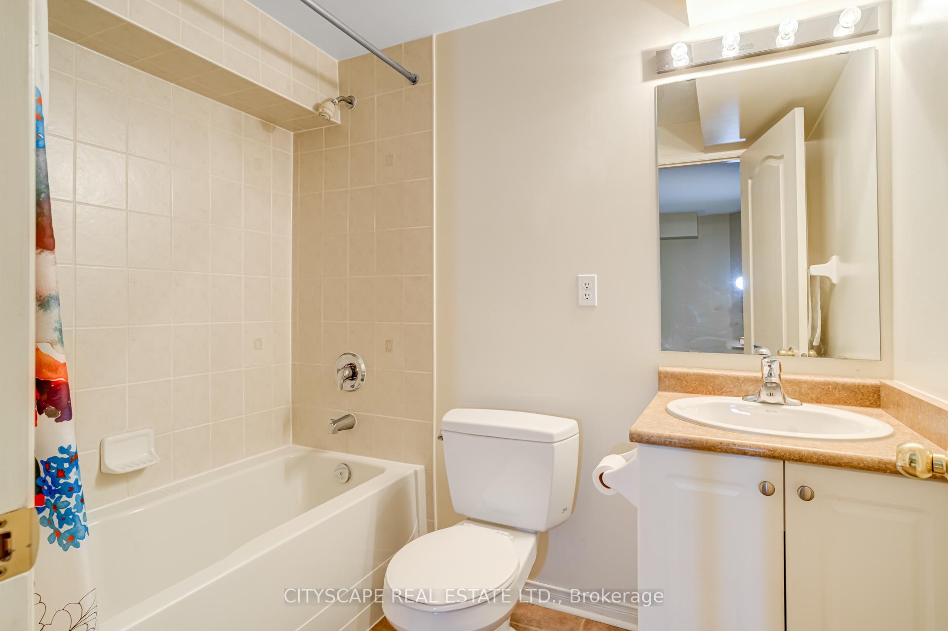 Photo 30 of 67 Crannyfield Drive, Brampton, Fletcher's Meadow — HOMEH