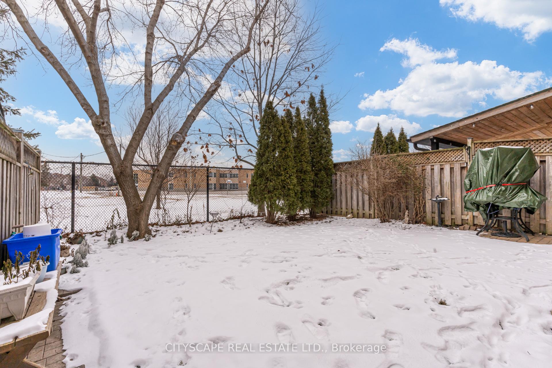 Photo 33 of 67 Crannyfield Drive, Brampton, Fletcher's Meadow — HOMEH