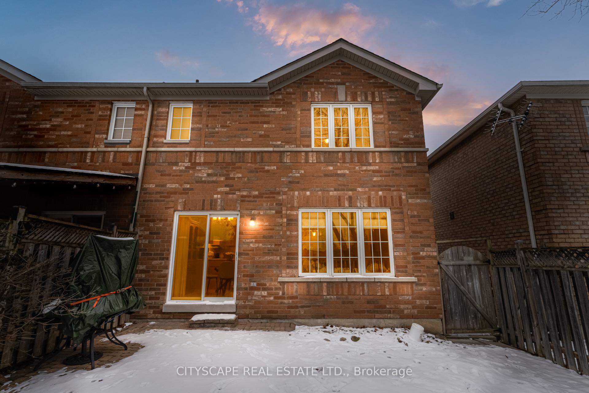 Photo 34 of 67 Crannyfield Drive, Brampton, Fletcher's Meadow — HOMEH