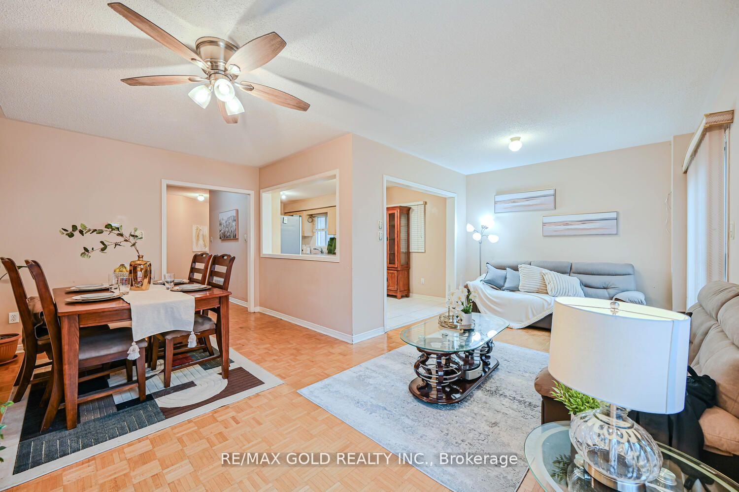 Photo 2 of 17 Red River Drive, Brampton, Sandringham-Wellington — HOMEH
