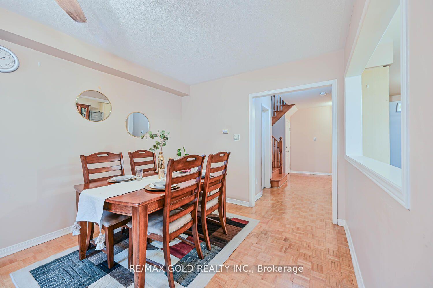 Photo 4 of 17 Red River Drive, Brampton, Sandringham-Wellington — HOMEH