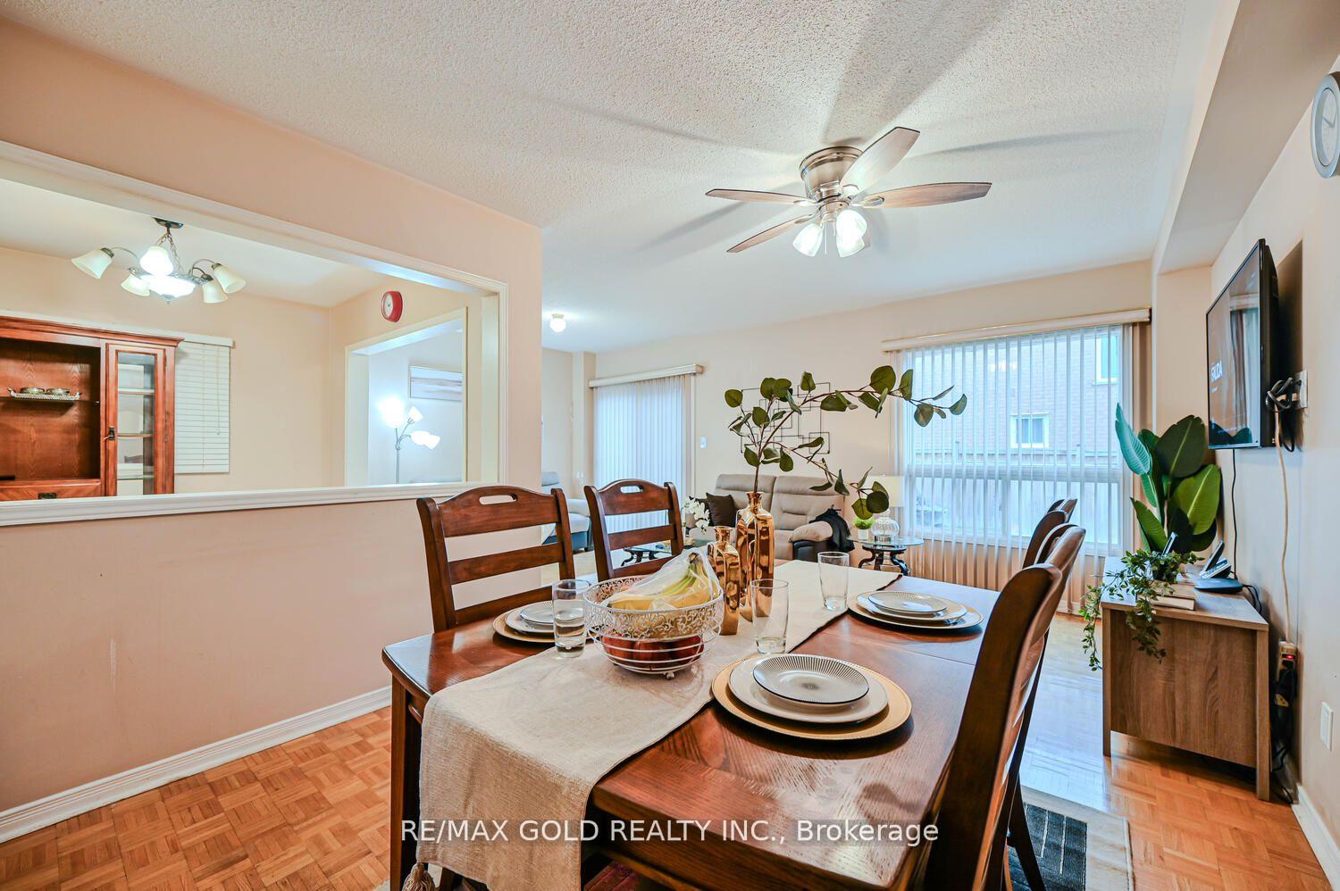 Photo 6 of 17 Red River Drive, Brampton, Sandringham-Wellington — HOMEH