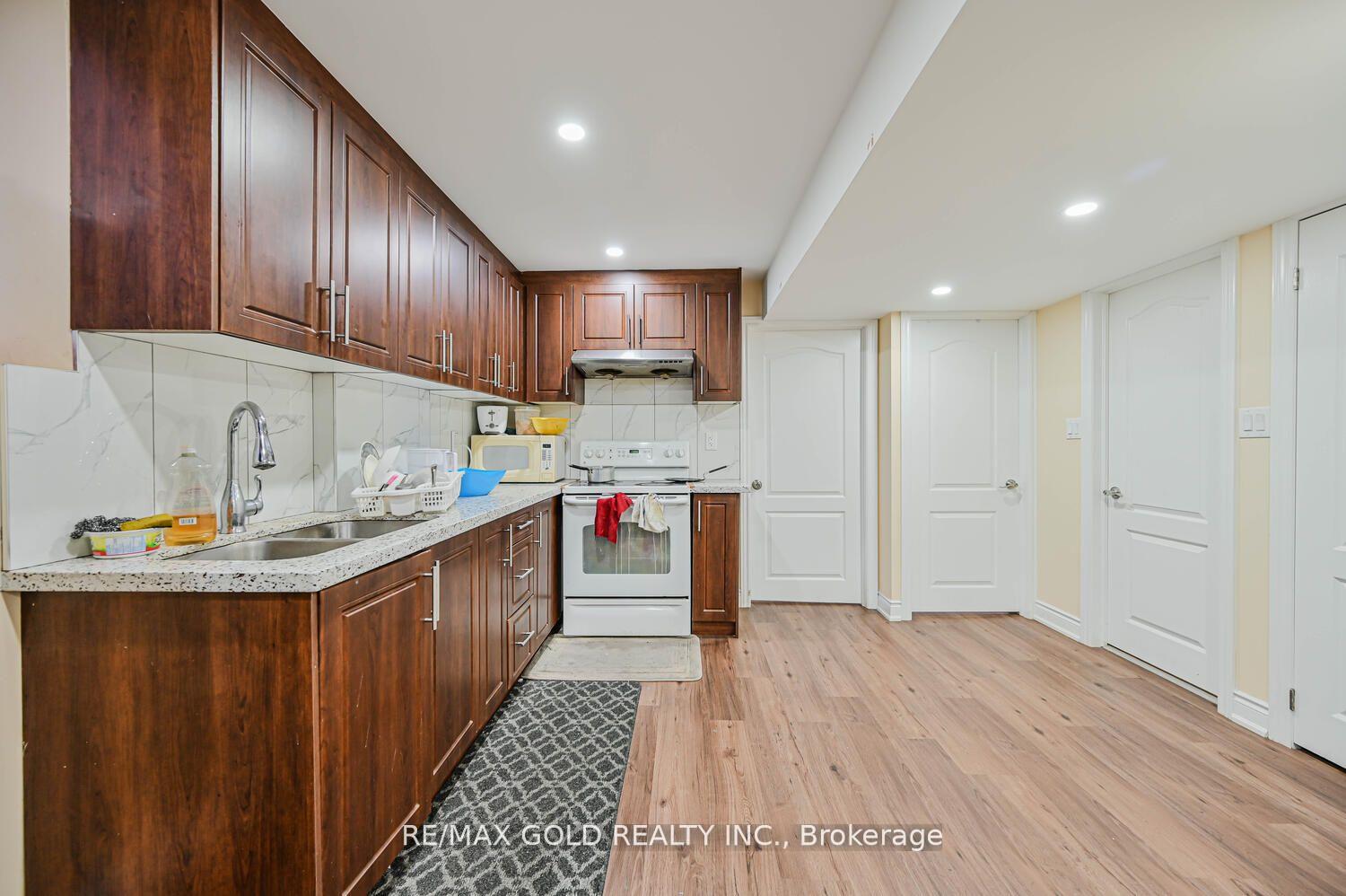 Photo 29 of 17 Red River Drive, Brampton, Sandringham-Wellington — HOMEH