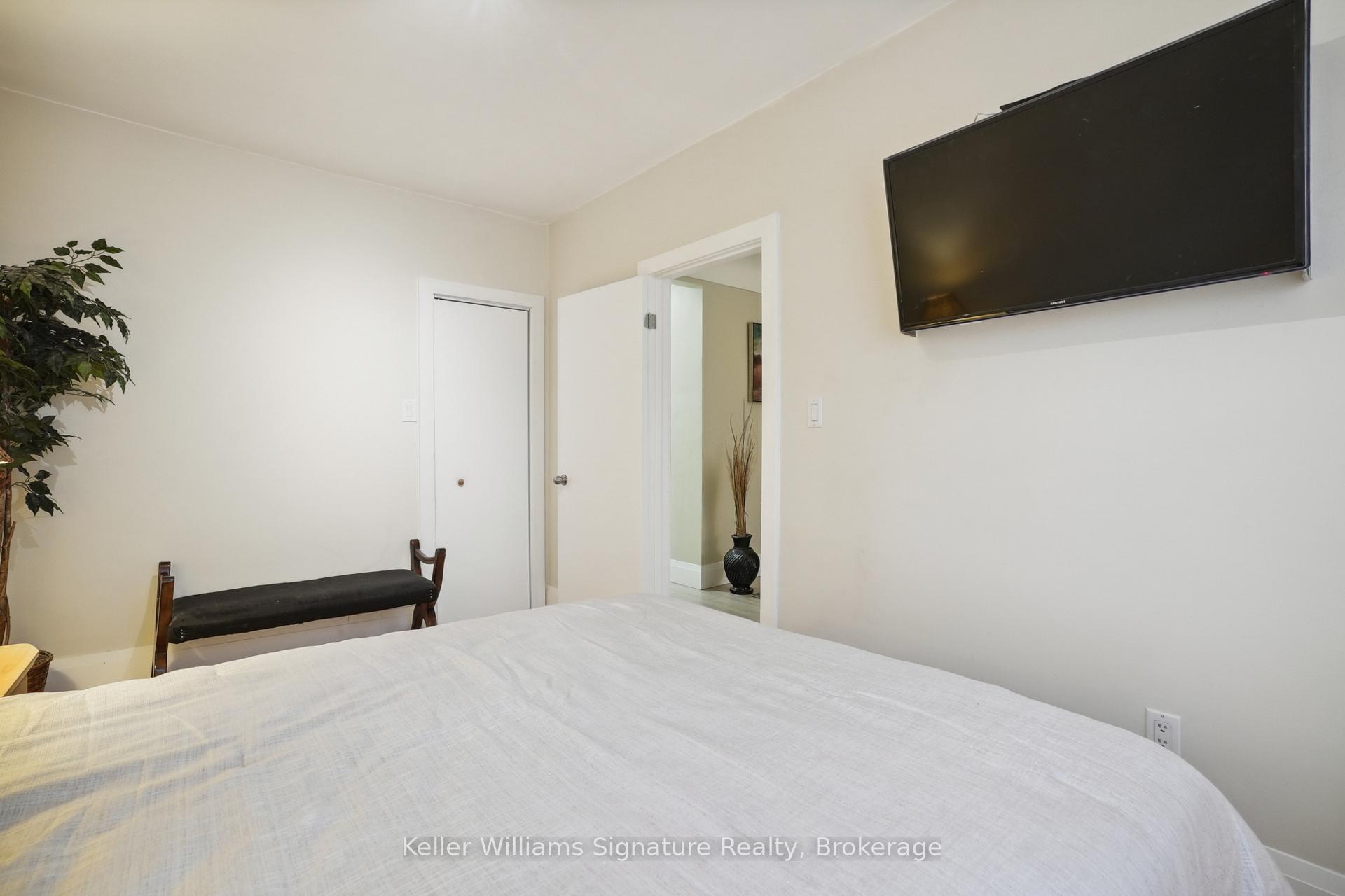 Photo 17 of 674 Tate Avenue, Hamilton, Parkview — HOMEH