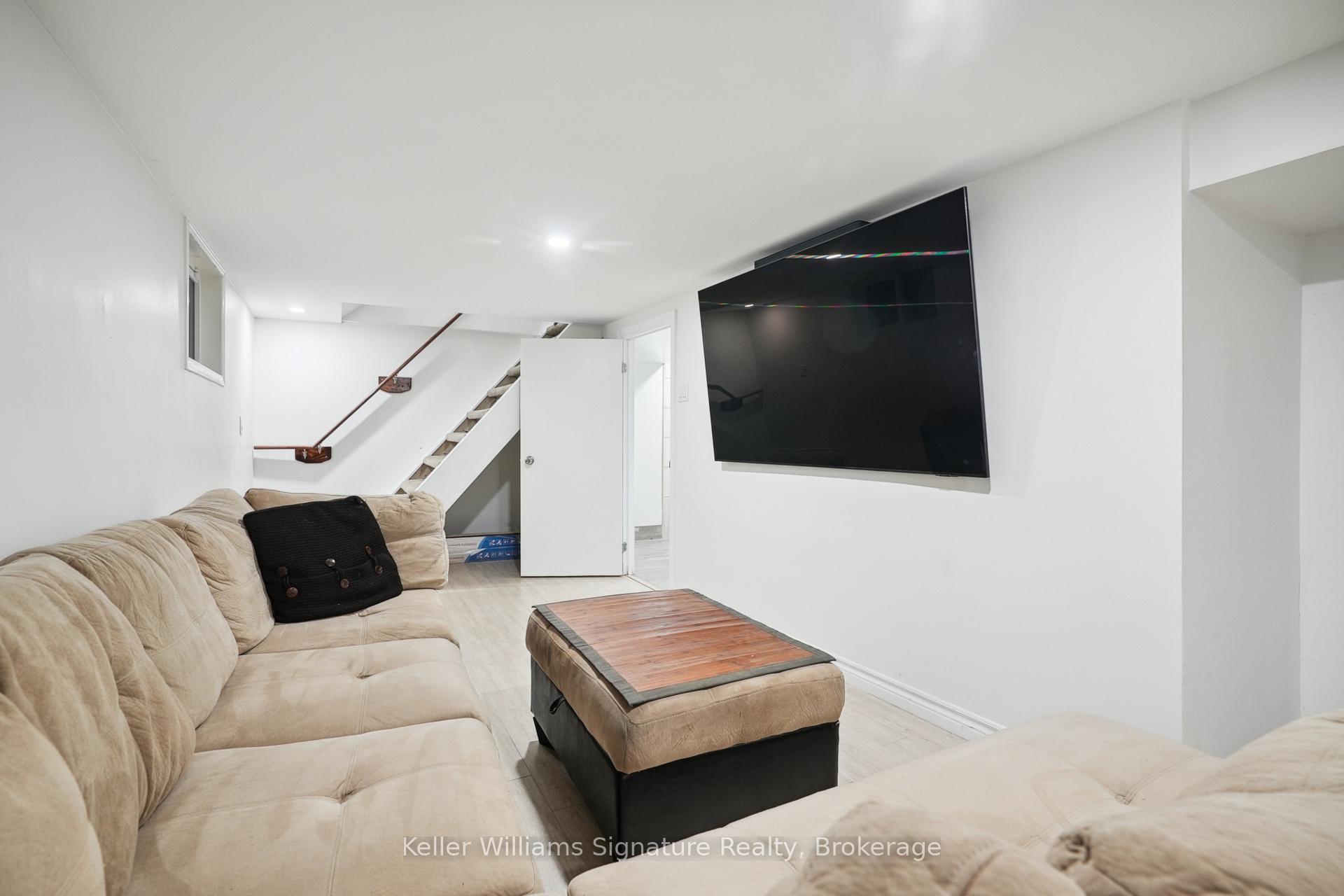 Photo 24 of 674 Tate Avenue, Hamilton, Parkview — HOMEH