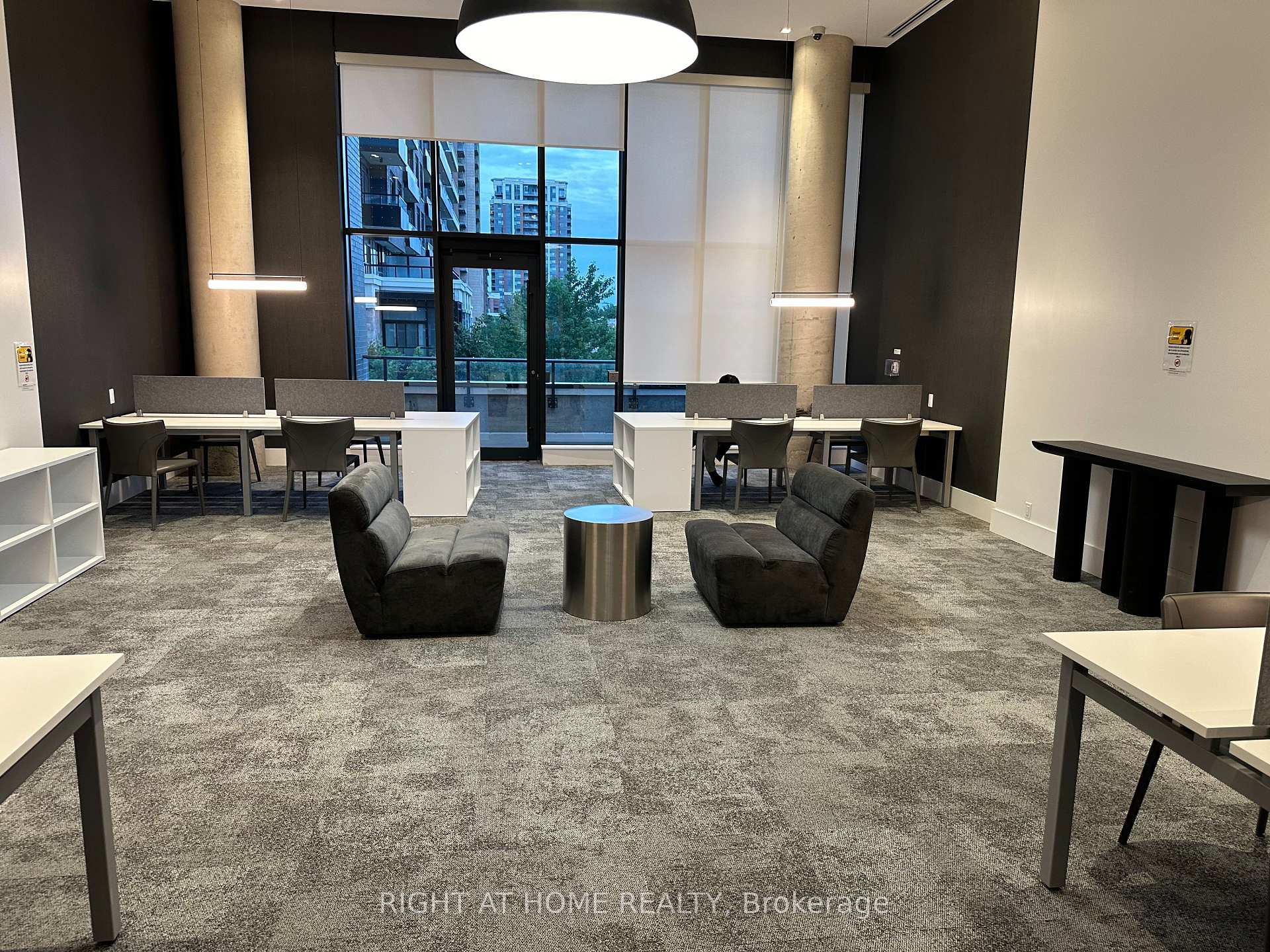 Photo 1 of Unit 828, 38 Water Walk Drive, Markham, Unionville — HOMEH