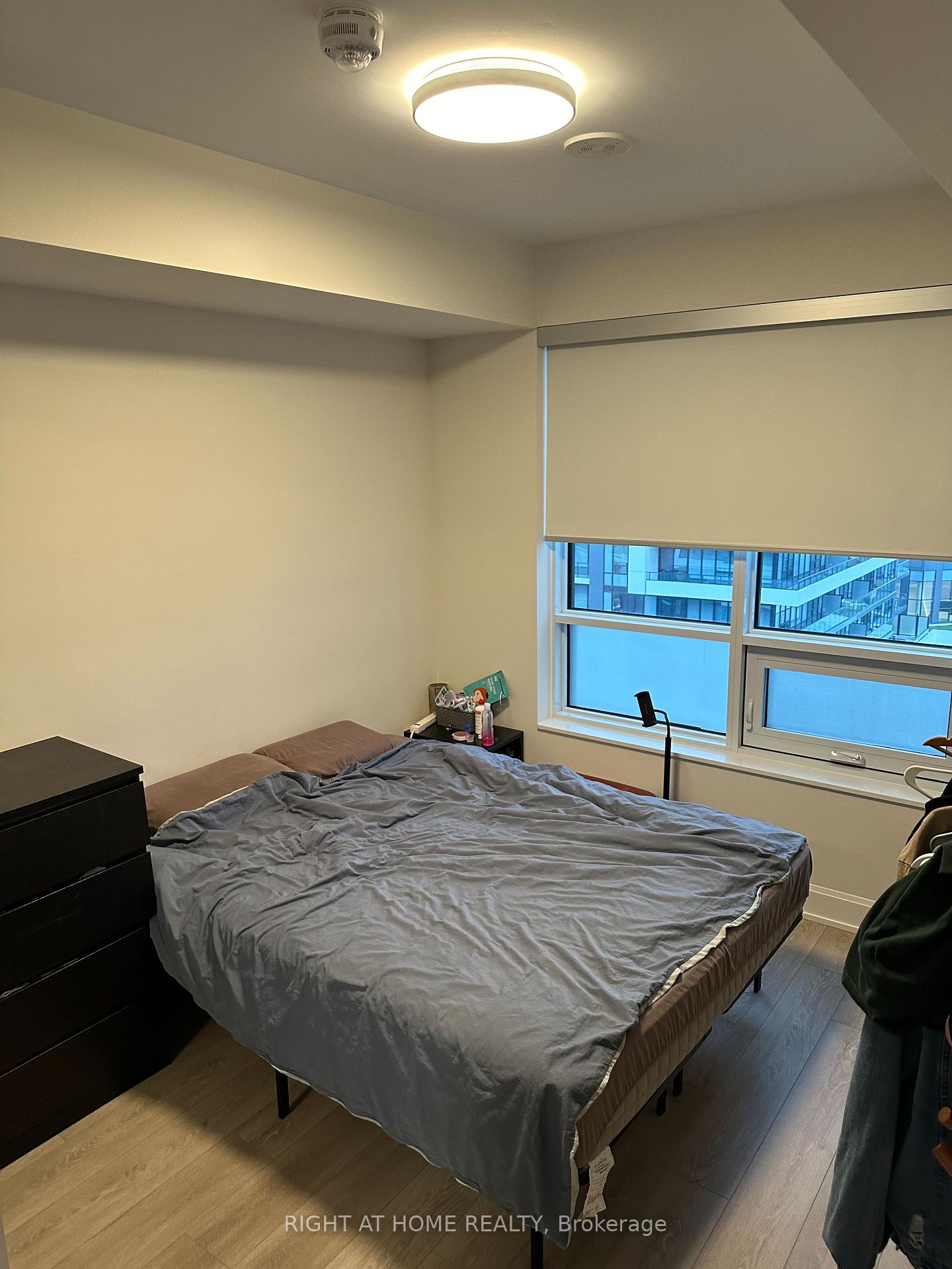 Photo 6 of Unit 828, 38 Water Walk Drive, Markham, Unionville — HOMEH