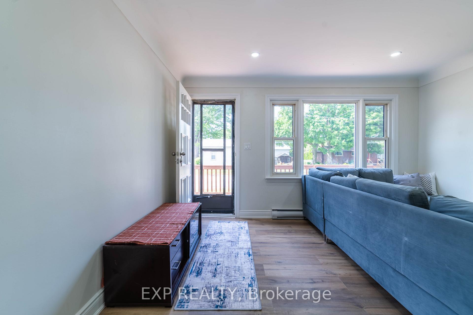 Photo 10 of 149 Copeland Street, Central Elgin, Belmont — HOMEH