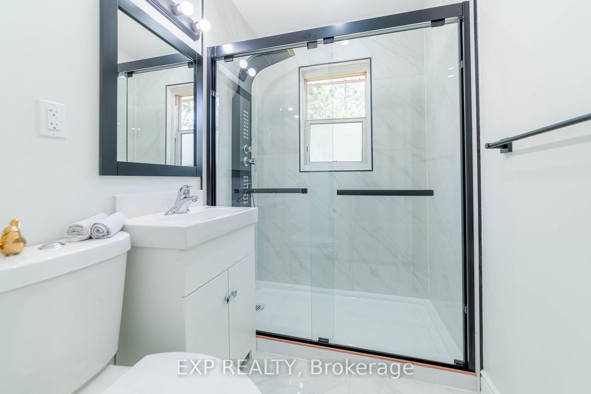 Photo 20 of 149 Copeland Street, Central Elgin, Belmont — HOMEH