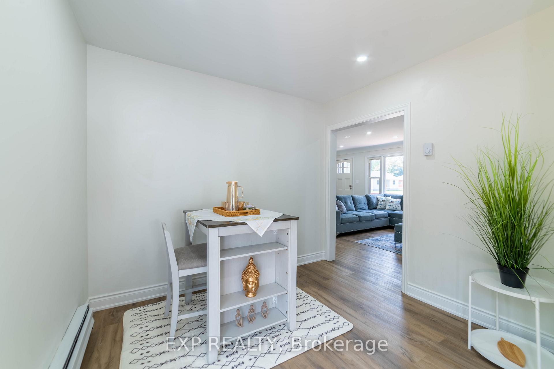 Photo 24 of 149 Copeland Street, Central Elgin, Belmont — HOMEH