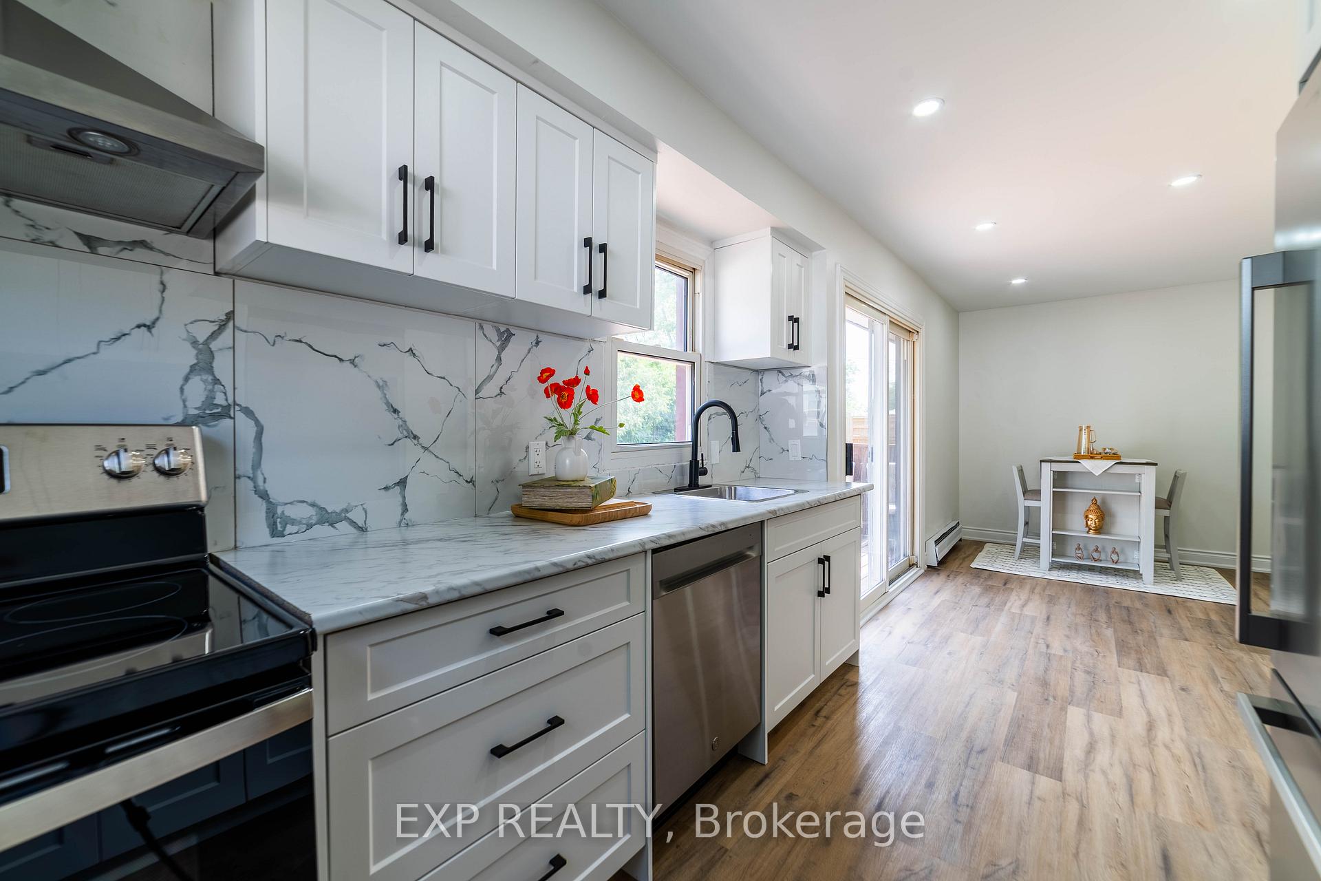 Photo 26 of 149 Copeland Street, Central Elgin, Belmont — HOMEH
