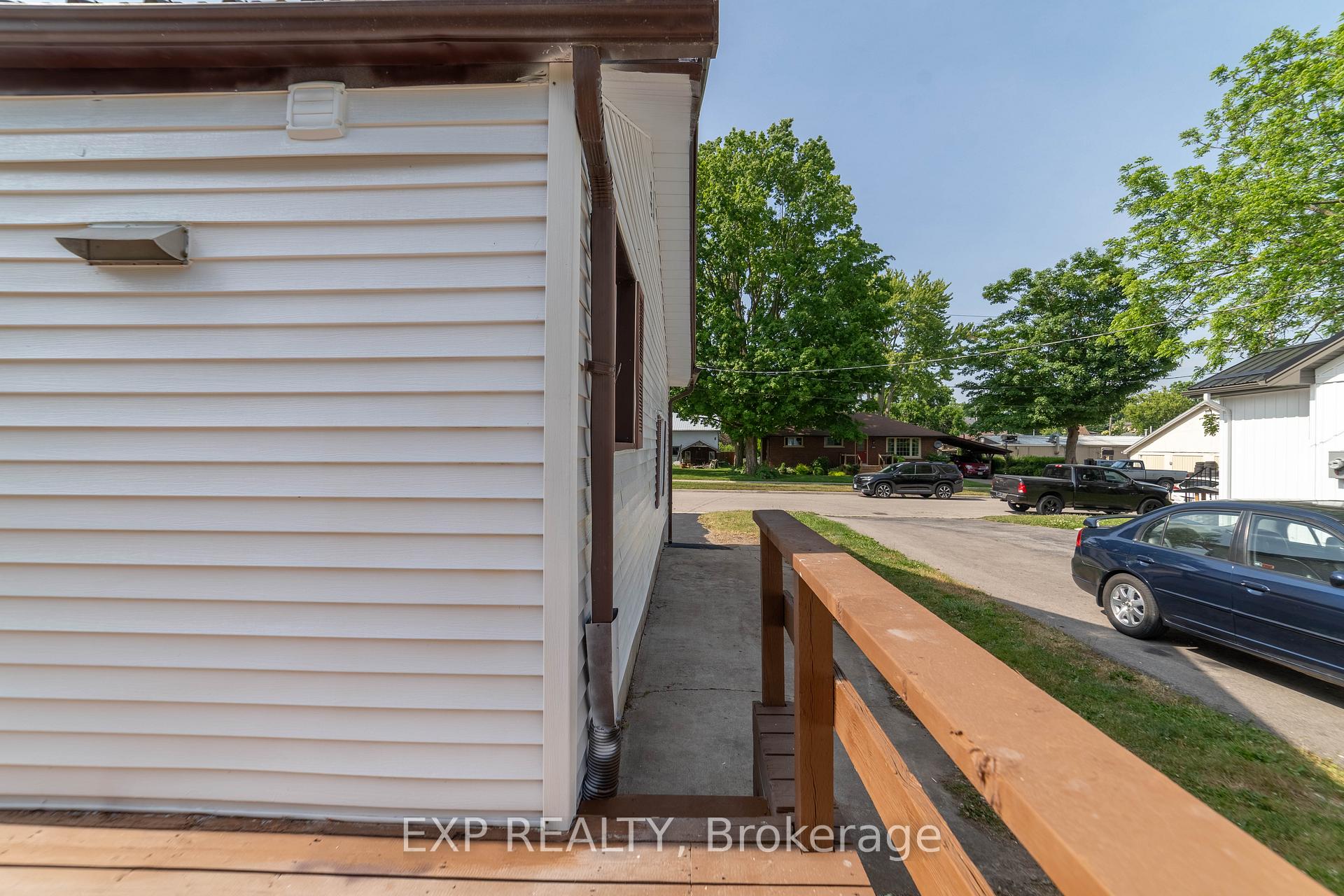 Photo 39 of 149 Copeland Street, Central Elgin, Belmont — HOMEH