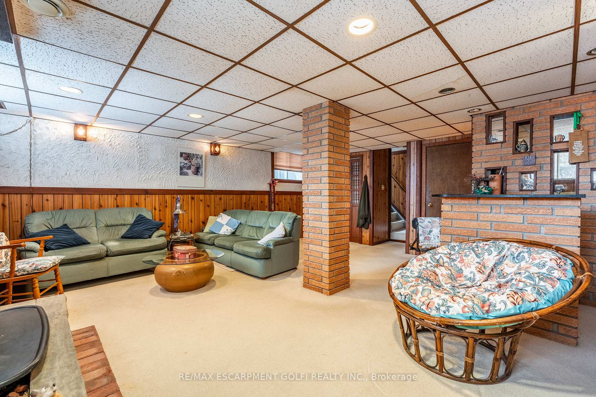 Photo 11 of 43 Brackencrest Road, St. Catharines, Secord Woods — HOMEH