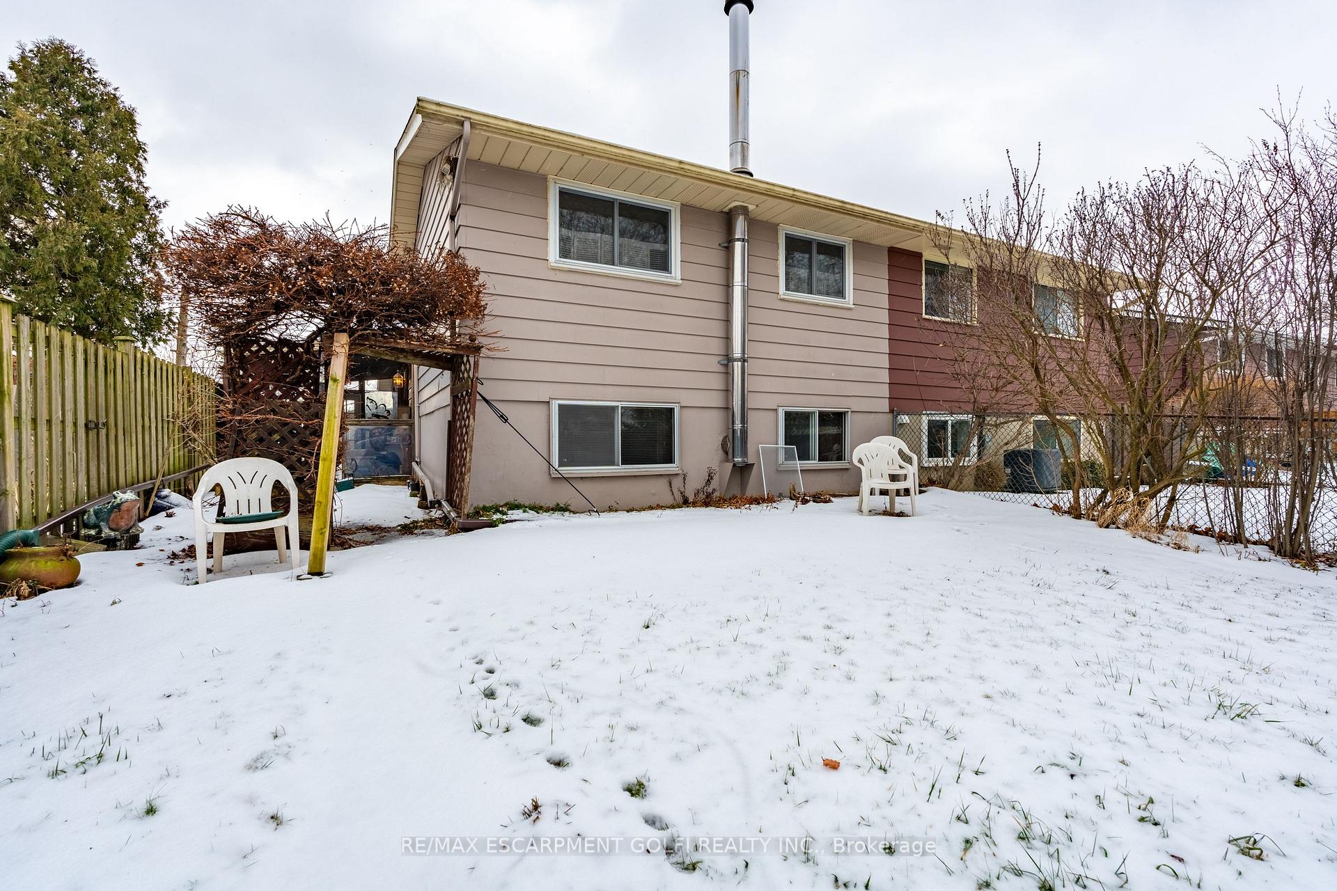 Photo 19 of 43 Brackencrest Road, St. Catharines, Secord Woods — HOMEH
