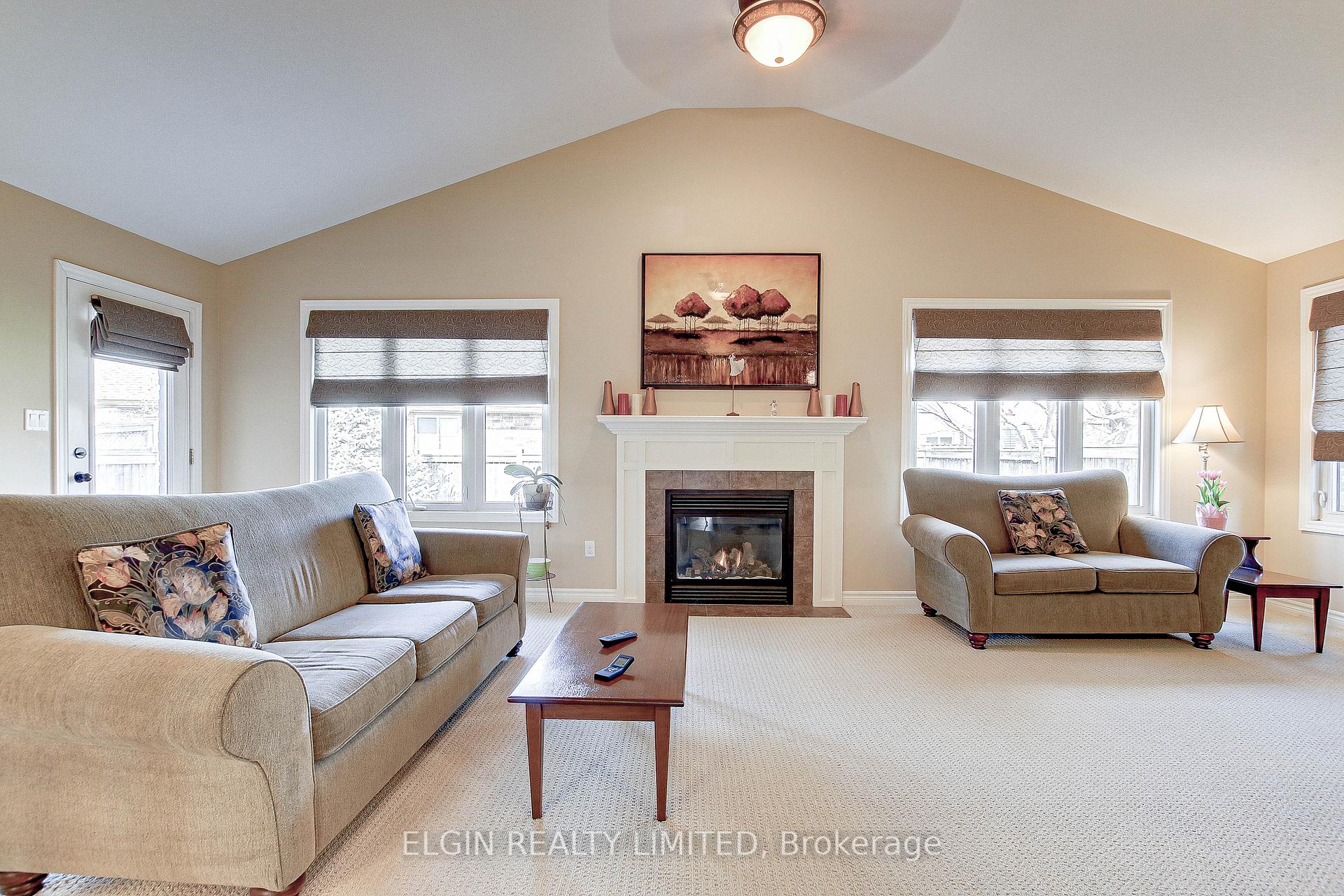 Photo 28 of 20 Pine Valley Drive, St. Thomas — HOMEH
