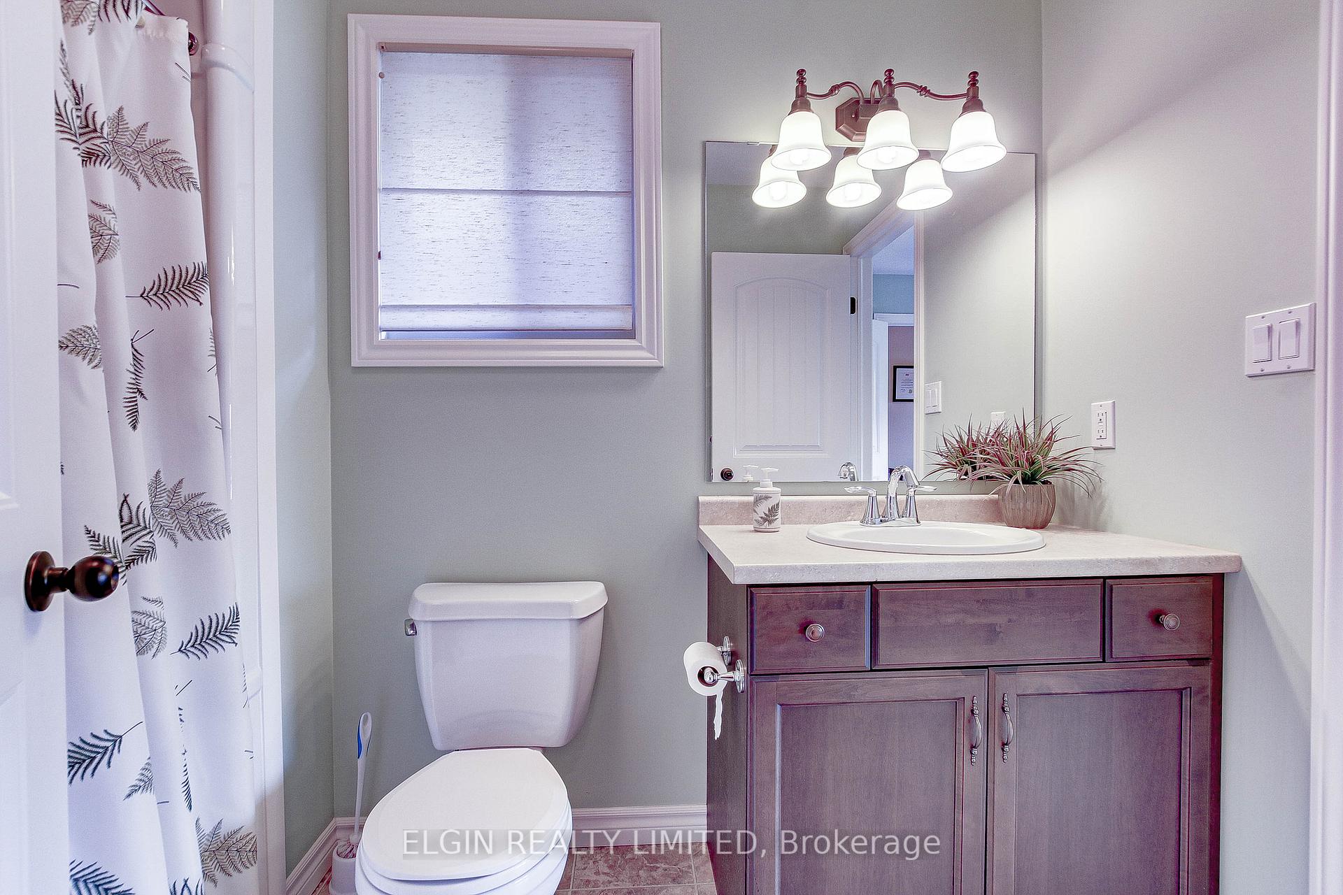 Photo 8 of 20 Pine Valley Drive, St. Thomas — HOMEH