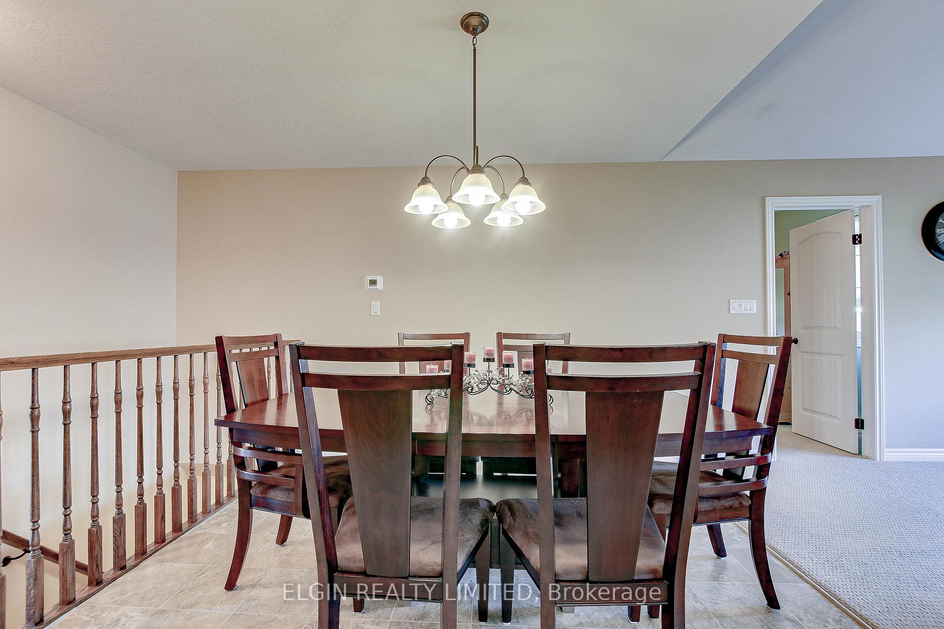 Photo 15 of 20 Pine Valley Drive, St. Thomas — HOMEH