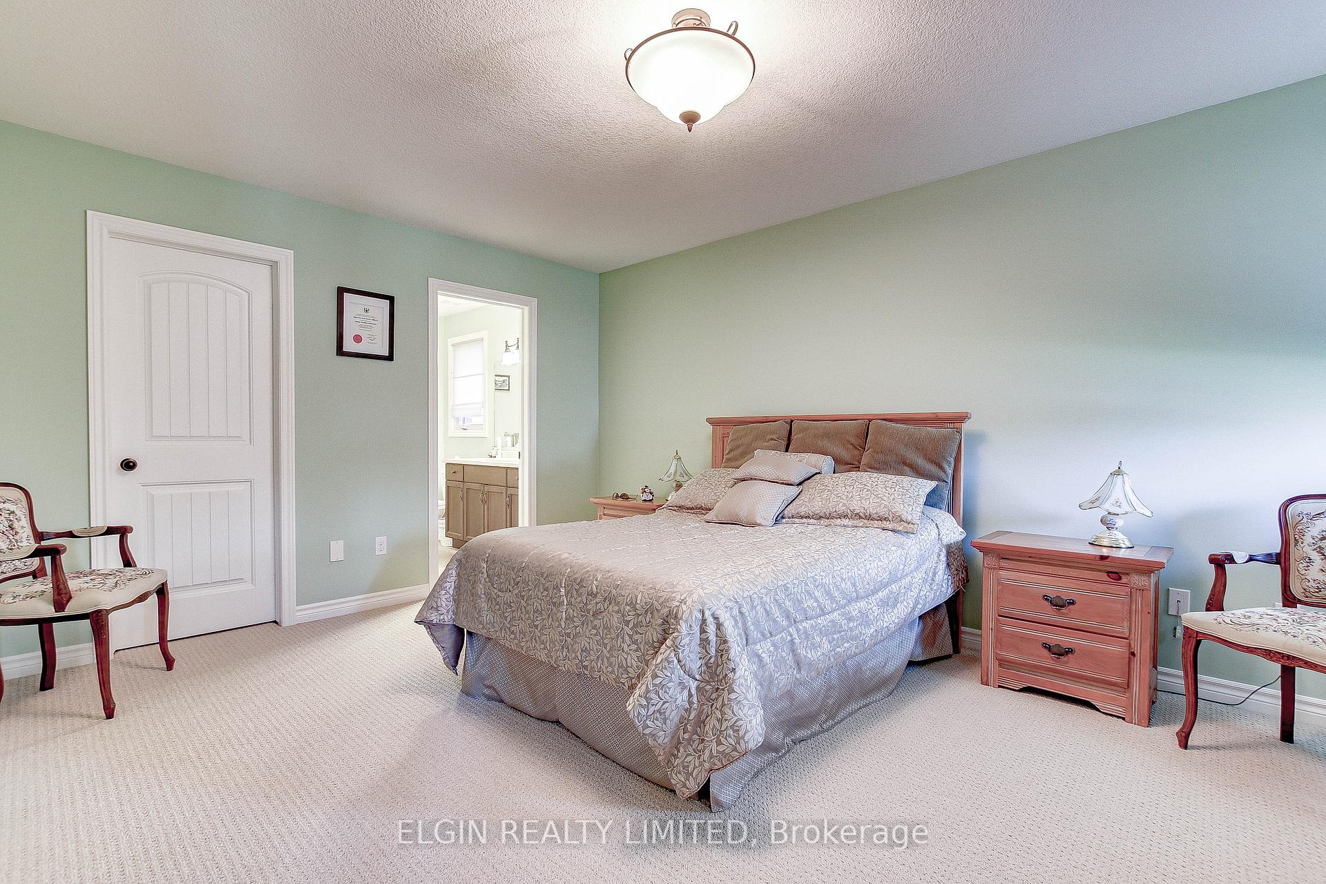 Photo 17 of 20 Pine Valley Drive, St. Thomas — HOMEH