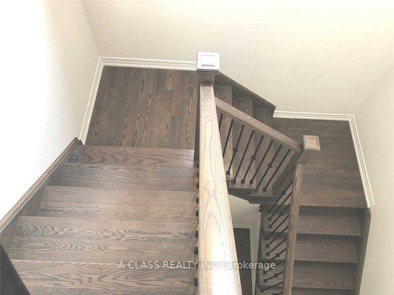 Photo 16 of 228 Danny Wheeler Boulevard, Georgina, Keswick North — HOMEH