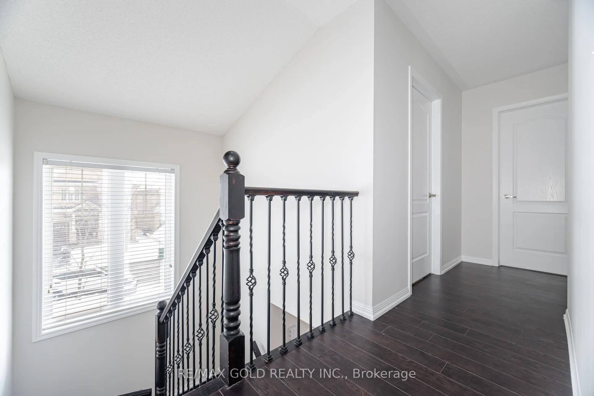 Photo 13 of 16 Pink Street, Brampton, Bram East — HOMEH