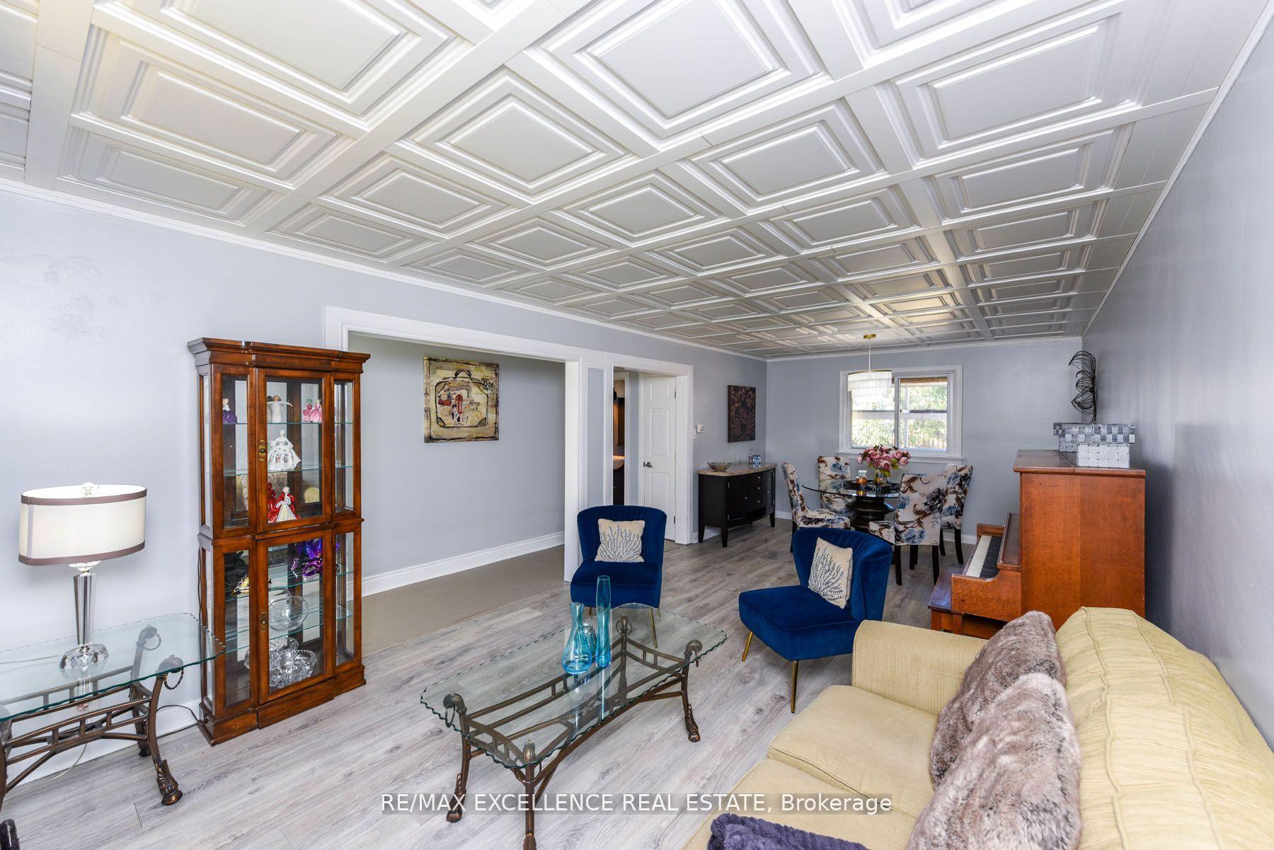 Photo 8 of 38 Mccaul Street, Brampton, Brampton North — HOMEH