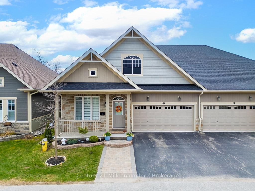 Photo 2 of 54 Kari Crescent, Collingwood — HOMEH