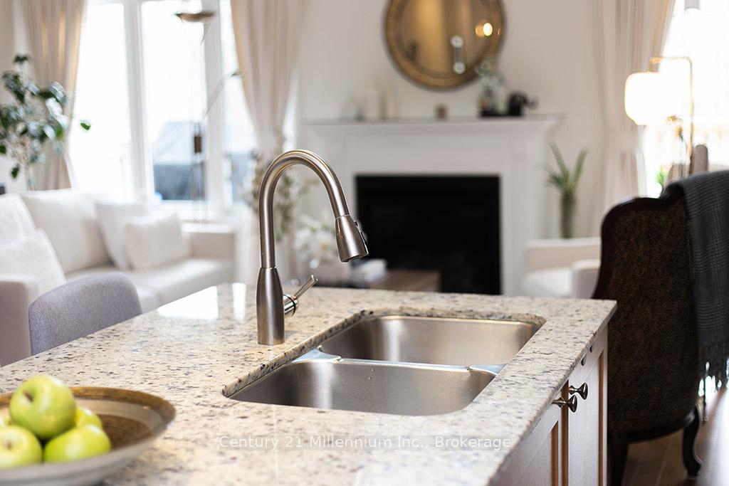 Photo 16 of 54 Kari Crescent, Collingwood — HOMEH