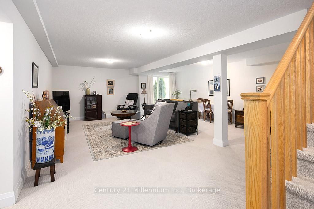 Photo 66 of 54 Kari Crescent, Collingwood — HOMEH