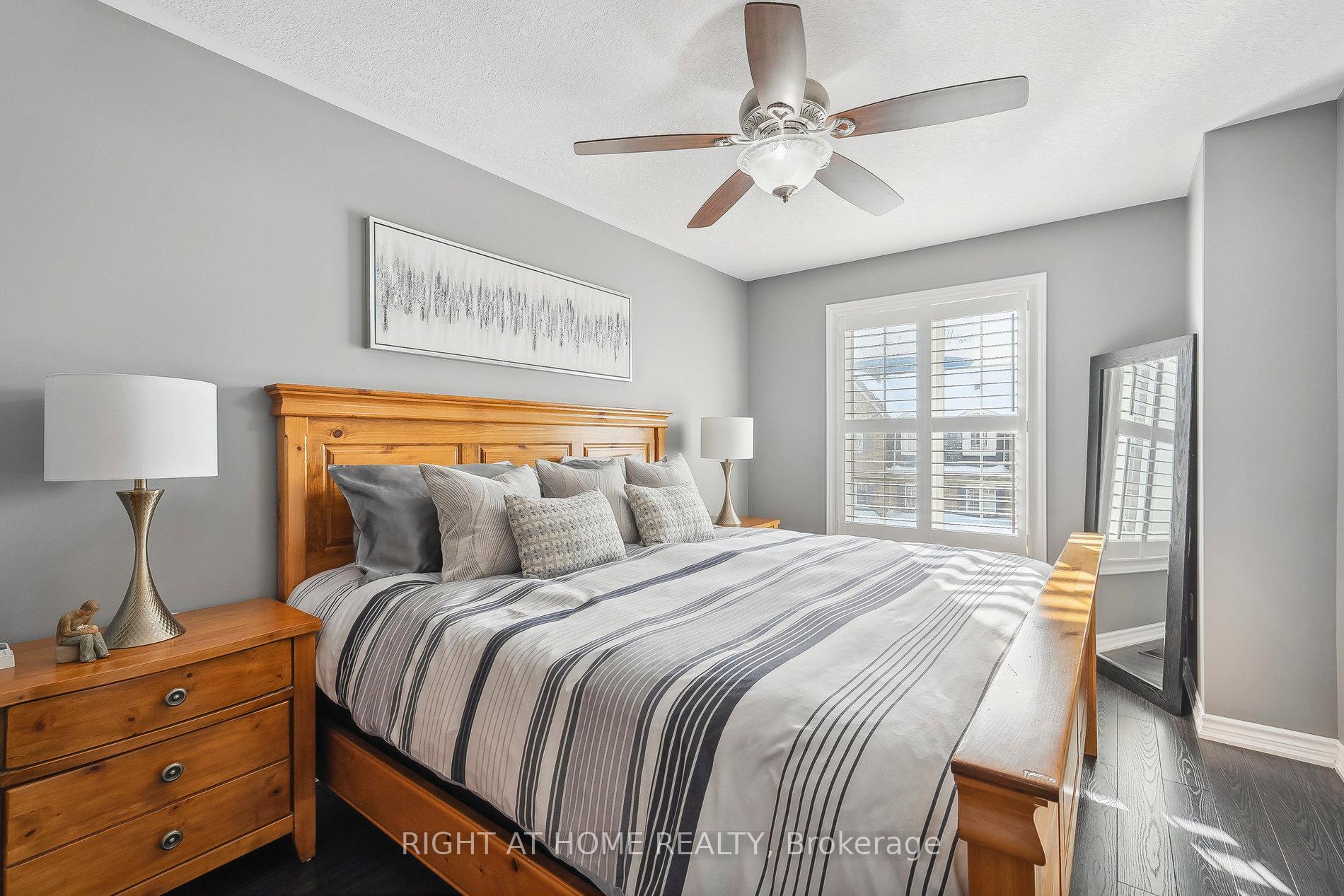 Photo 19 of 14 Savage Drive, Hamilton, Waterdown — HOMEH
