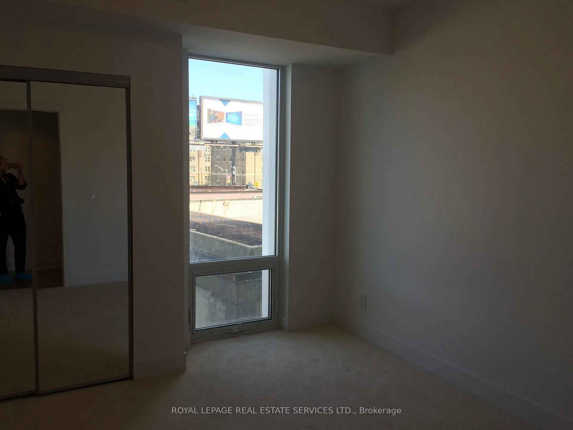 Photo 8 of Unit 304, 3018 Yonge Street, Toronto, Lawrence Park South — HOMEH