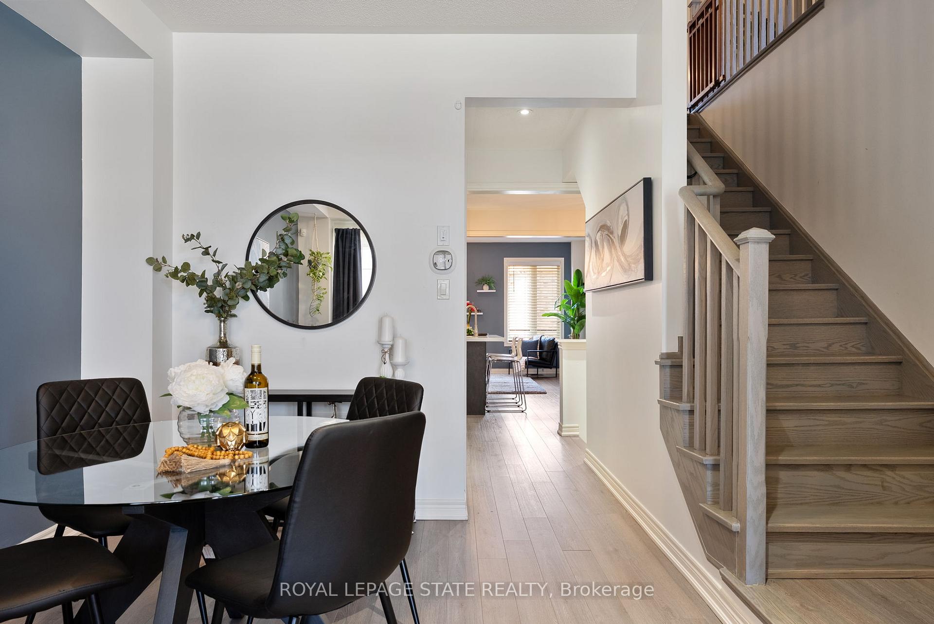 Photo 6 of 233 Skinner Road, Hamilton, Waterdown — HOMEH