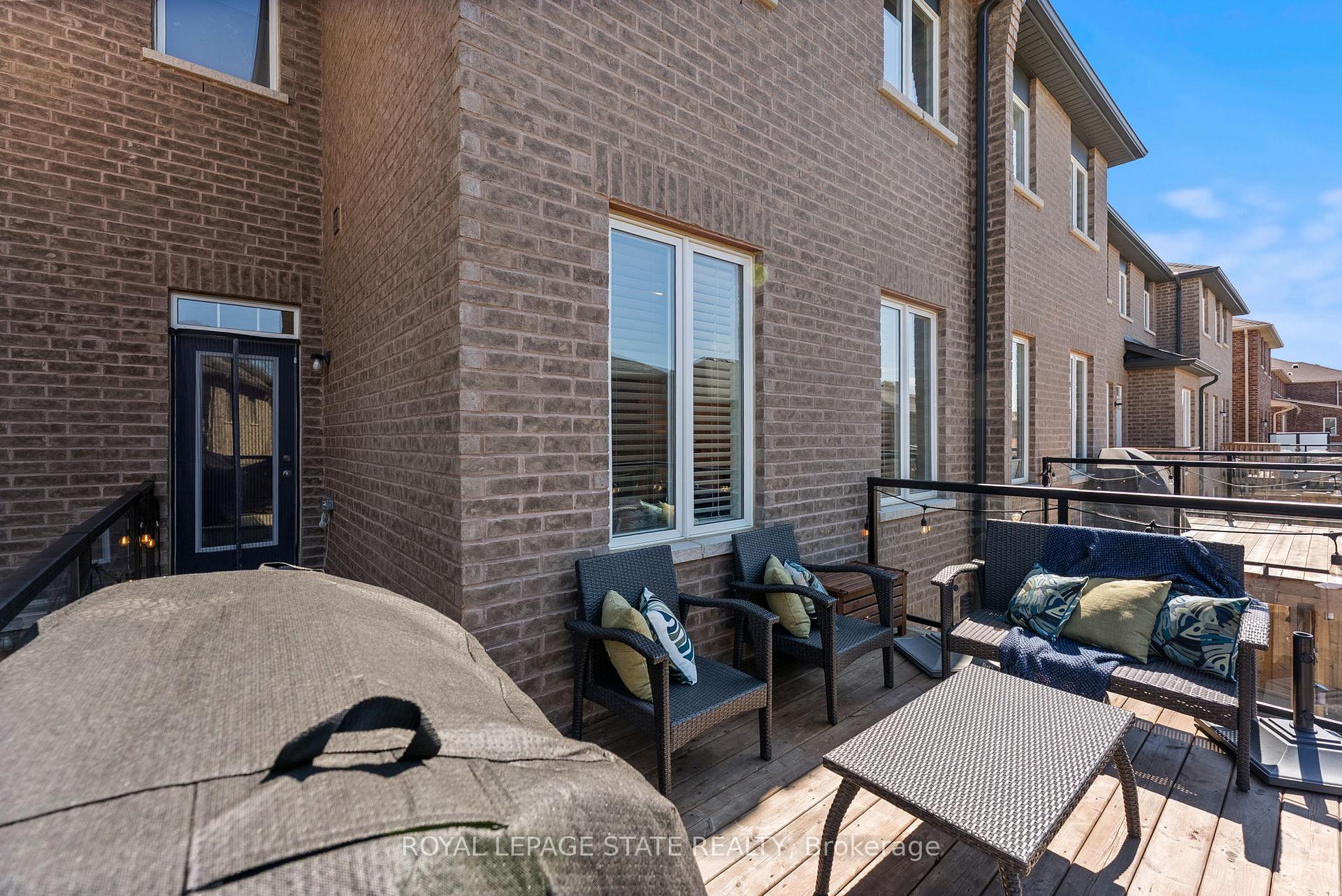 Photo 37 of 233 Skinner Road, Hamilton, Waterdown — HOMEH