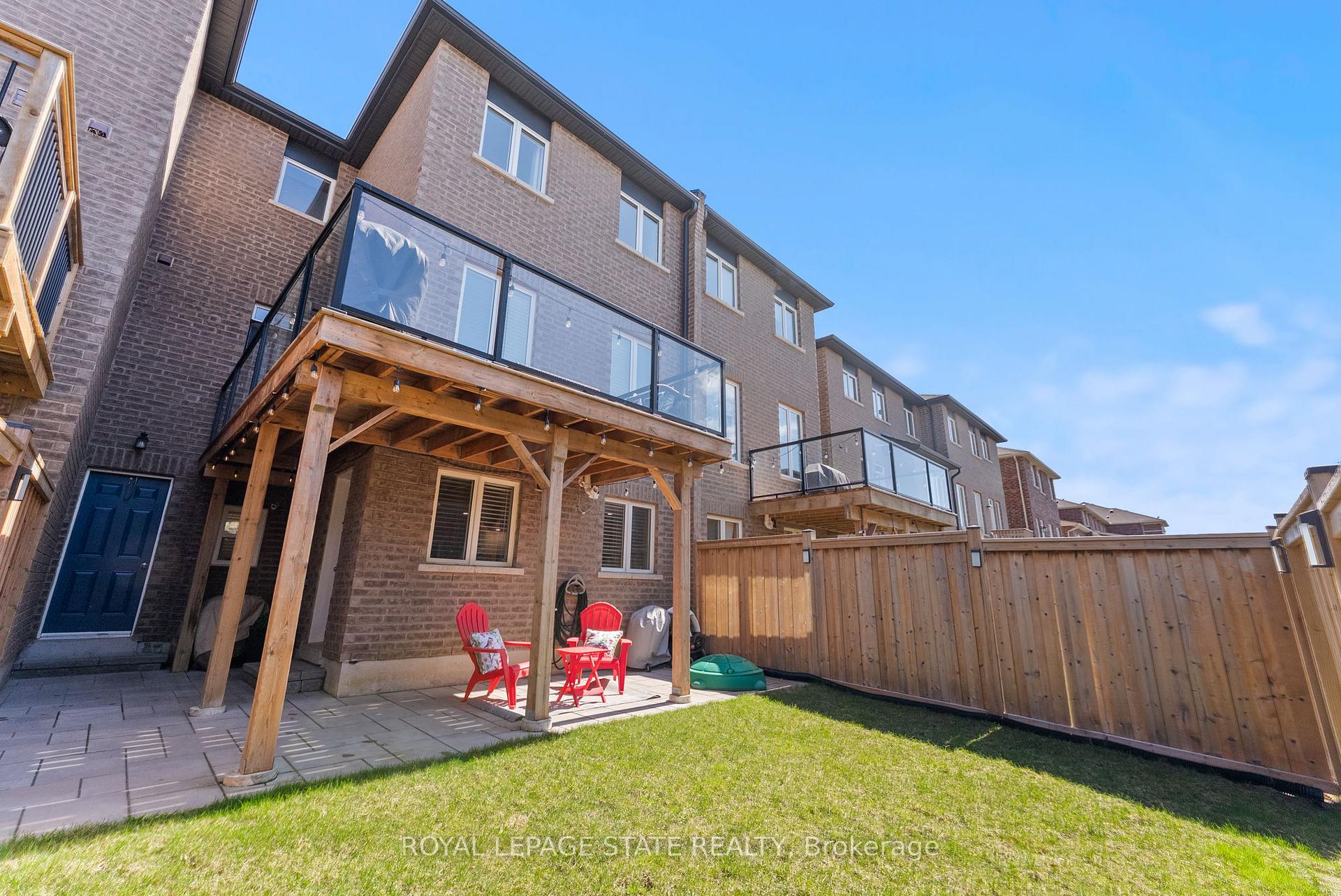 Photo 42 of 233 Skinner Road, Hamilton, Waterdown — HOMEH