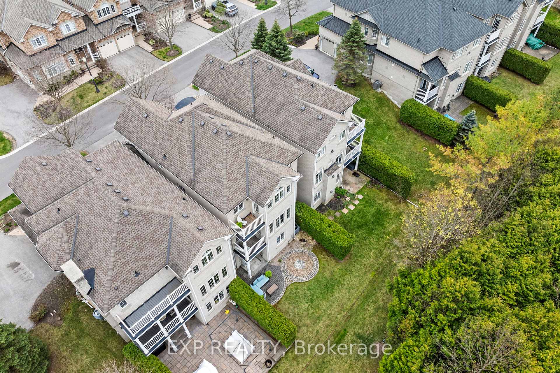 Photo 42 of 54 Stonecliffe Crescent, Aurora, Aurora Estates — HOMEH