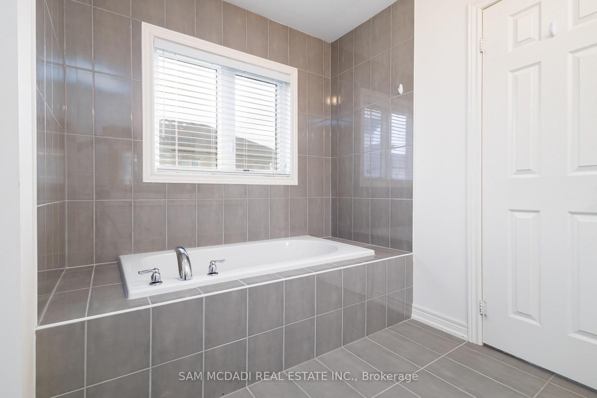 Photo 30 of 362 Humphrey Street, Hamilton, Waterdown — HOMEH