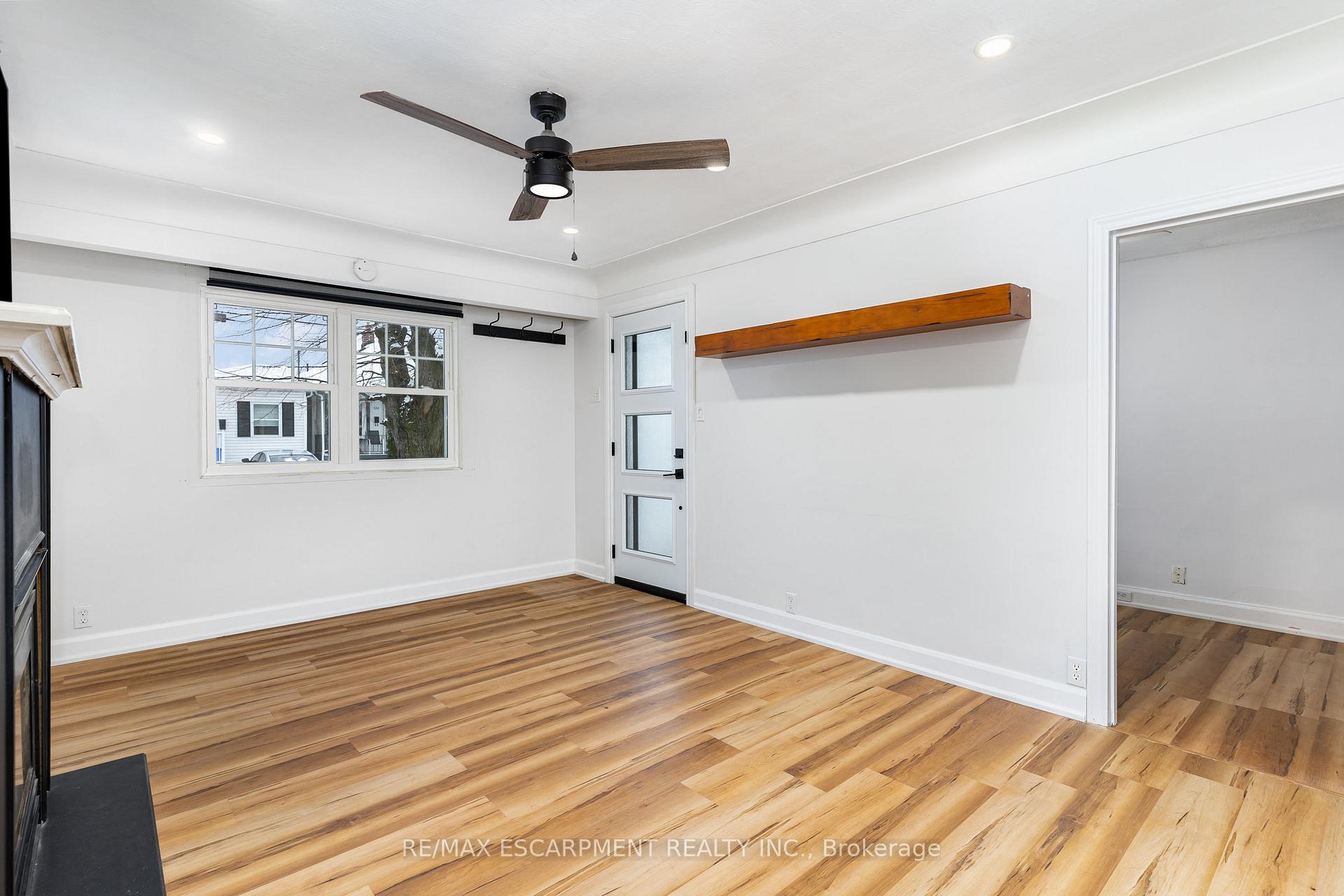 Photo 6 of 145 Hope Avenue, Hamilton, Homeside — HOMEH