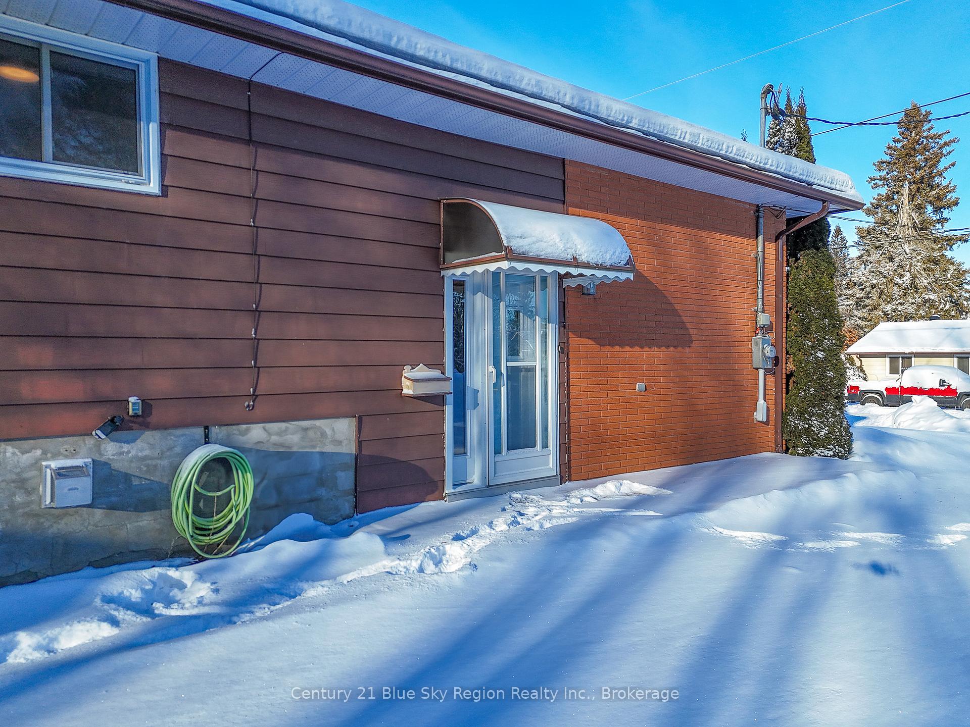 Photo 5 of 199 View Street, Callander — HOMEH