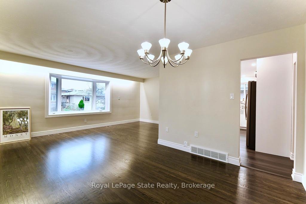 Photo 12 of 290 Carson Drive, Hamilton, Lisgar — HOMEH