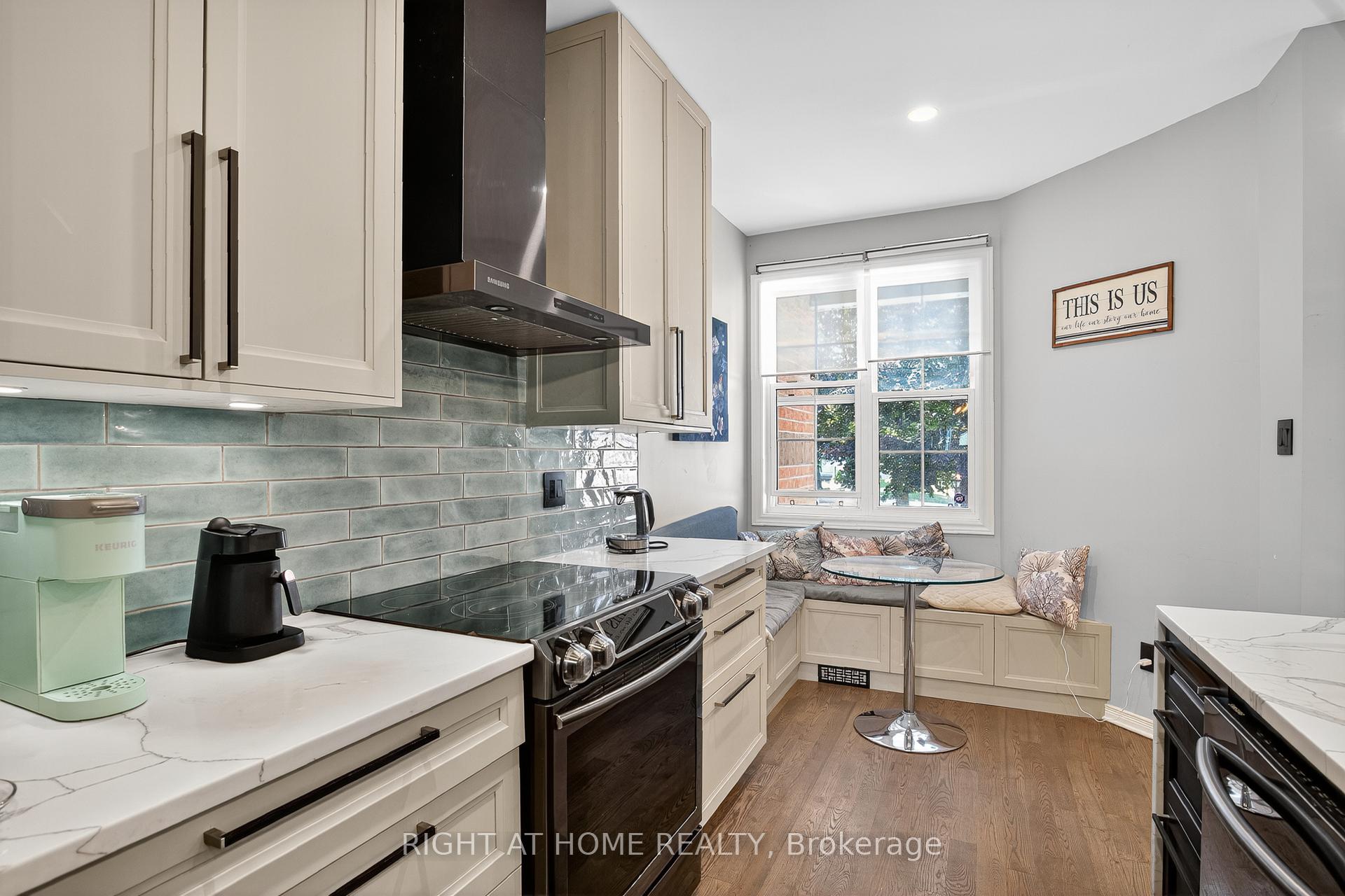 Photo 10 of 11 Oriska Way, Ottawa, Barrhaven - Longfields — HOMEH