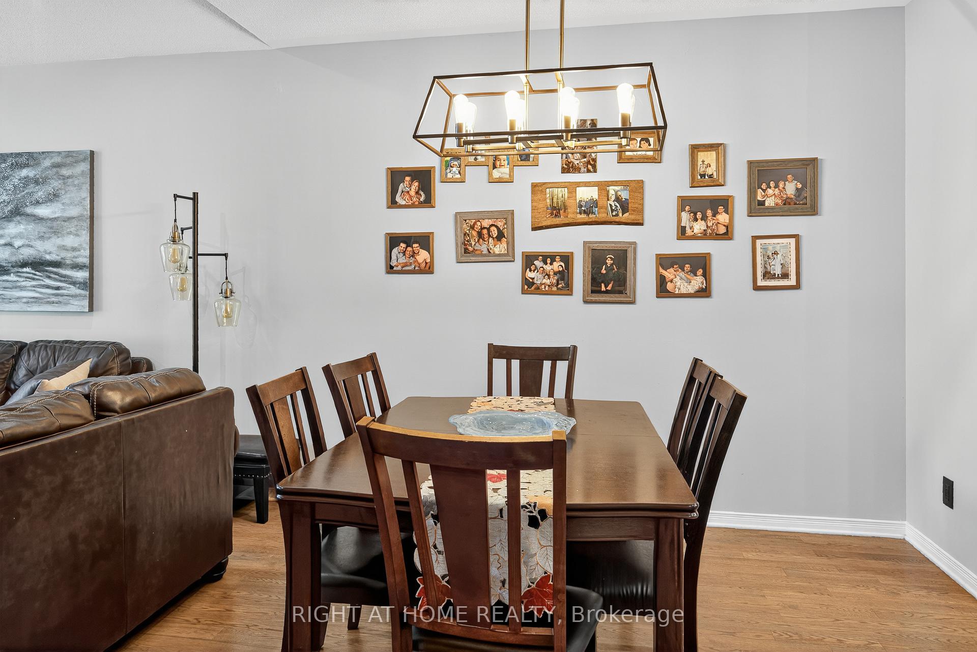 Photo 13 of 11 Oriska Way, Ottawa, Barrhaven - Longfields — HOMEH