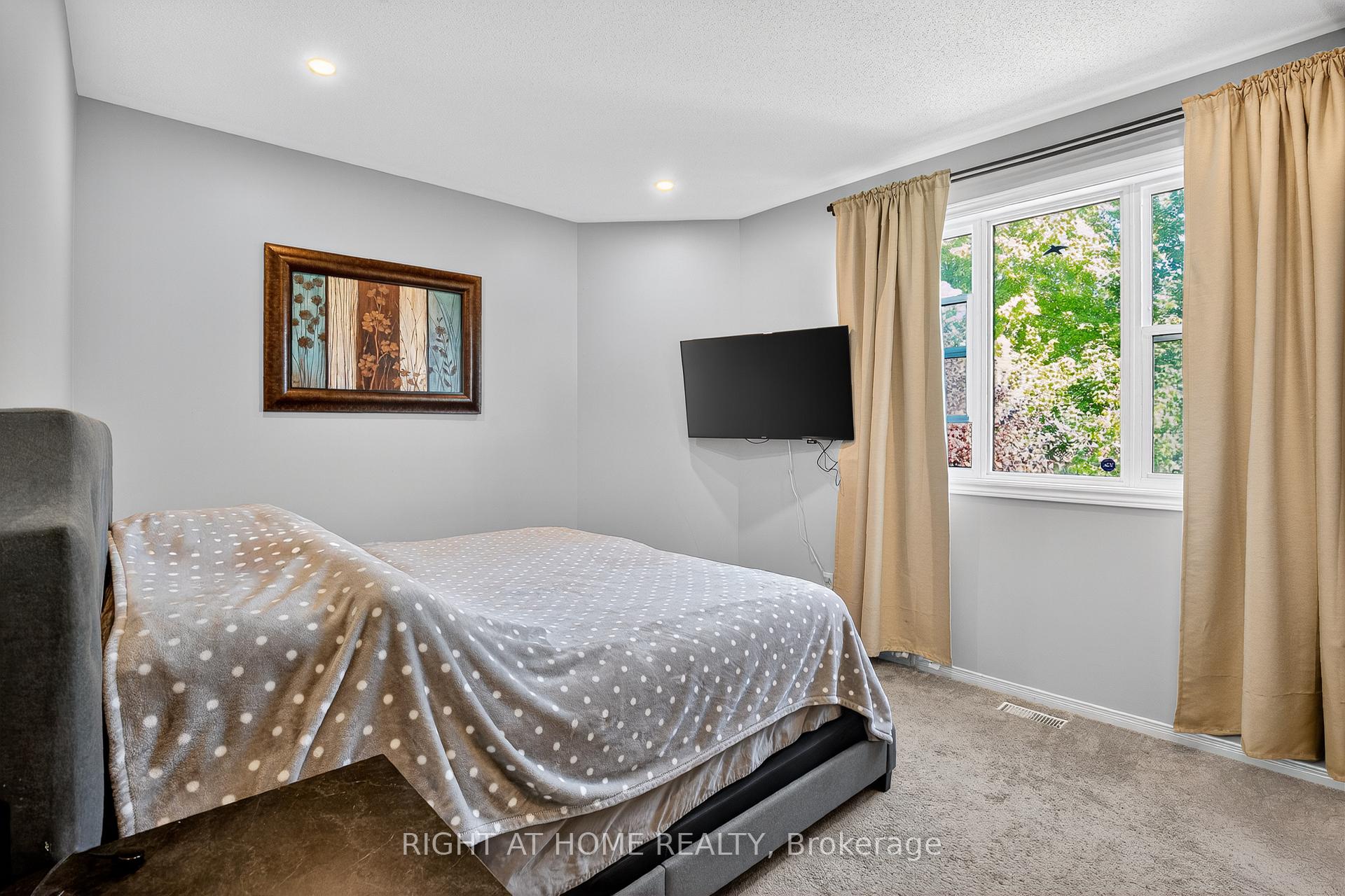 Photo 18 of 11 Oriska Way, Ottawa, Barrhaven - Longfields — HOMEH