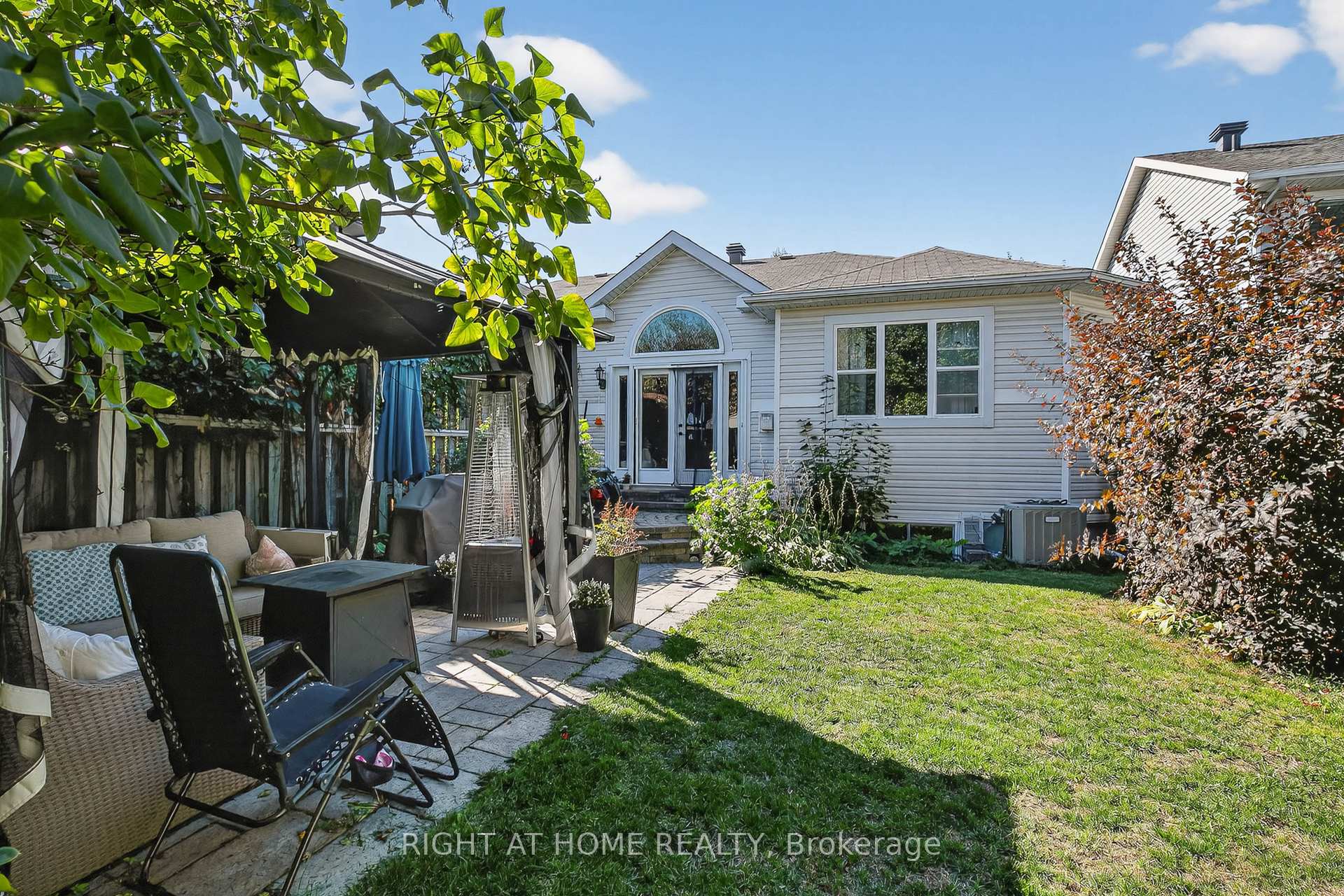 Photo 34 of 11 Oriska Way, Ottawa, Barrhaven - Longfields — HOMEH