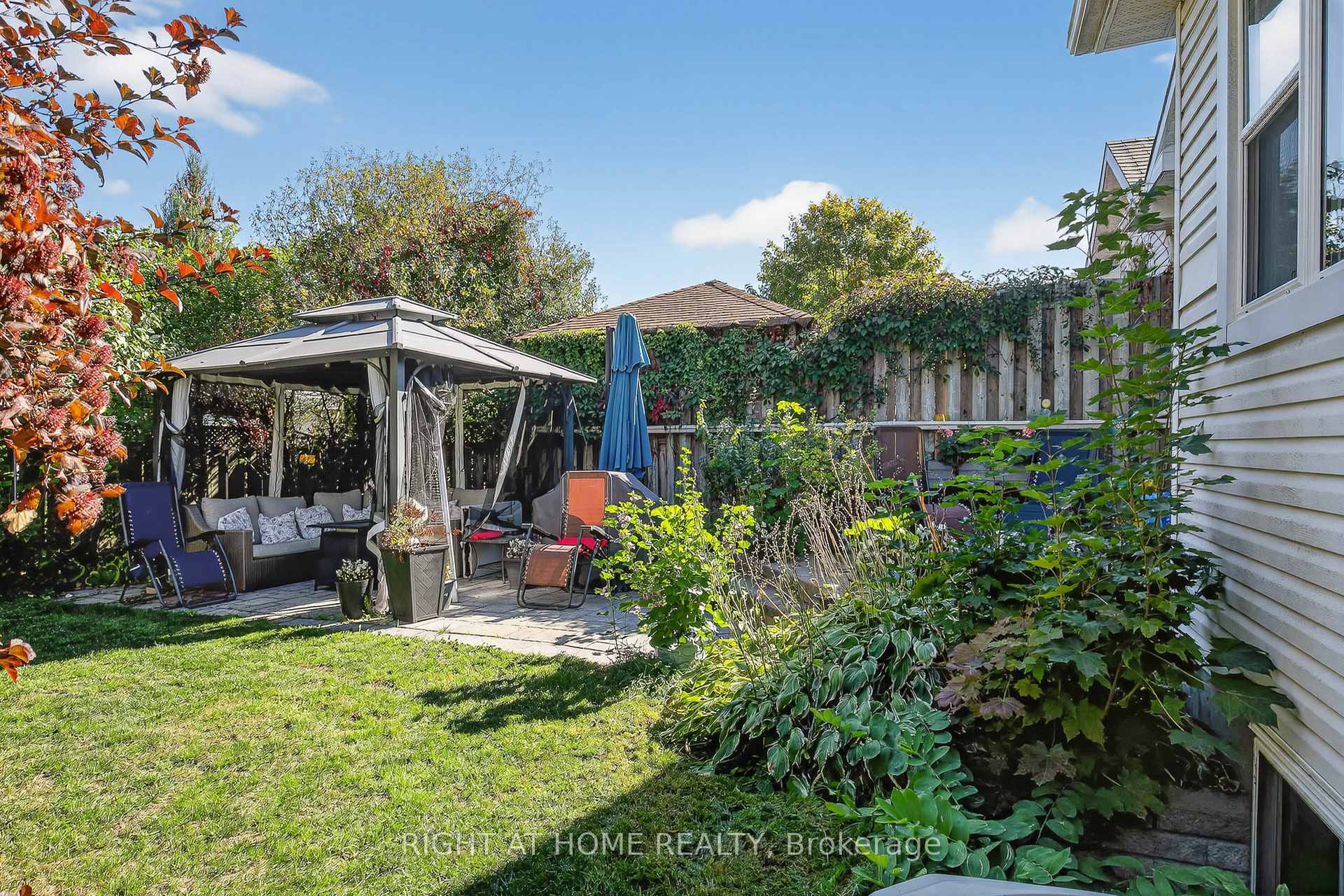 Photo 35 of 11 Oriska Way, Ottawa, Barrhaven - Longfields — HOMEH