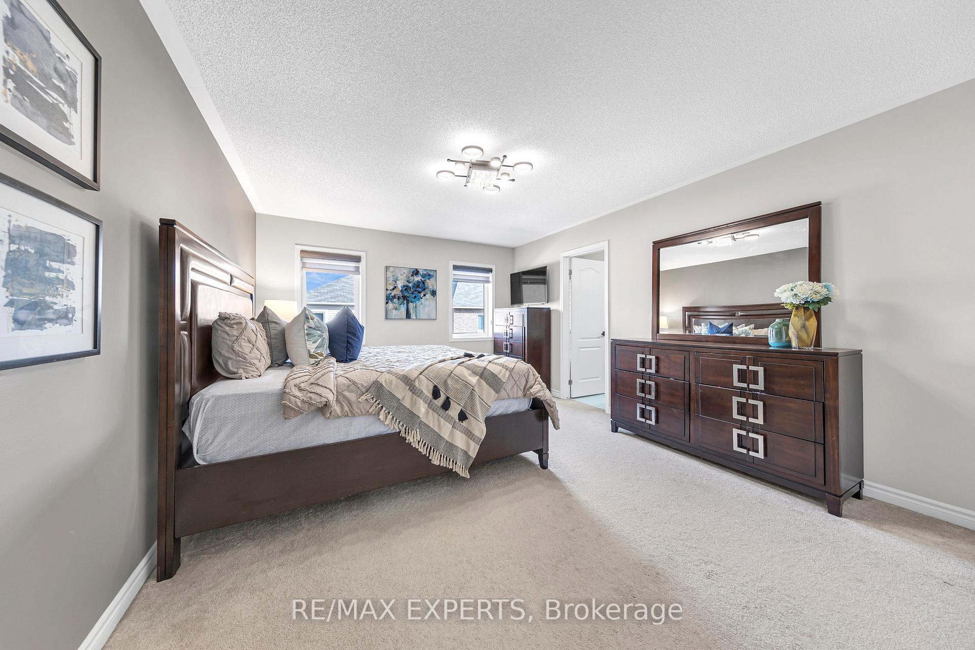 Photo 19 of 13 Ringway Road, Brampton, Northwest Brampton — HOMEH