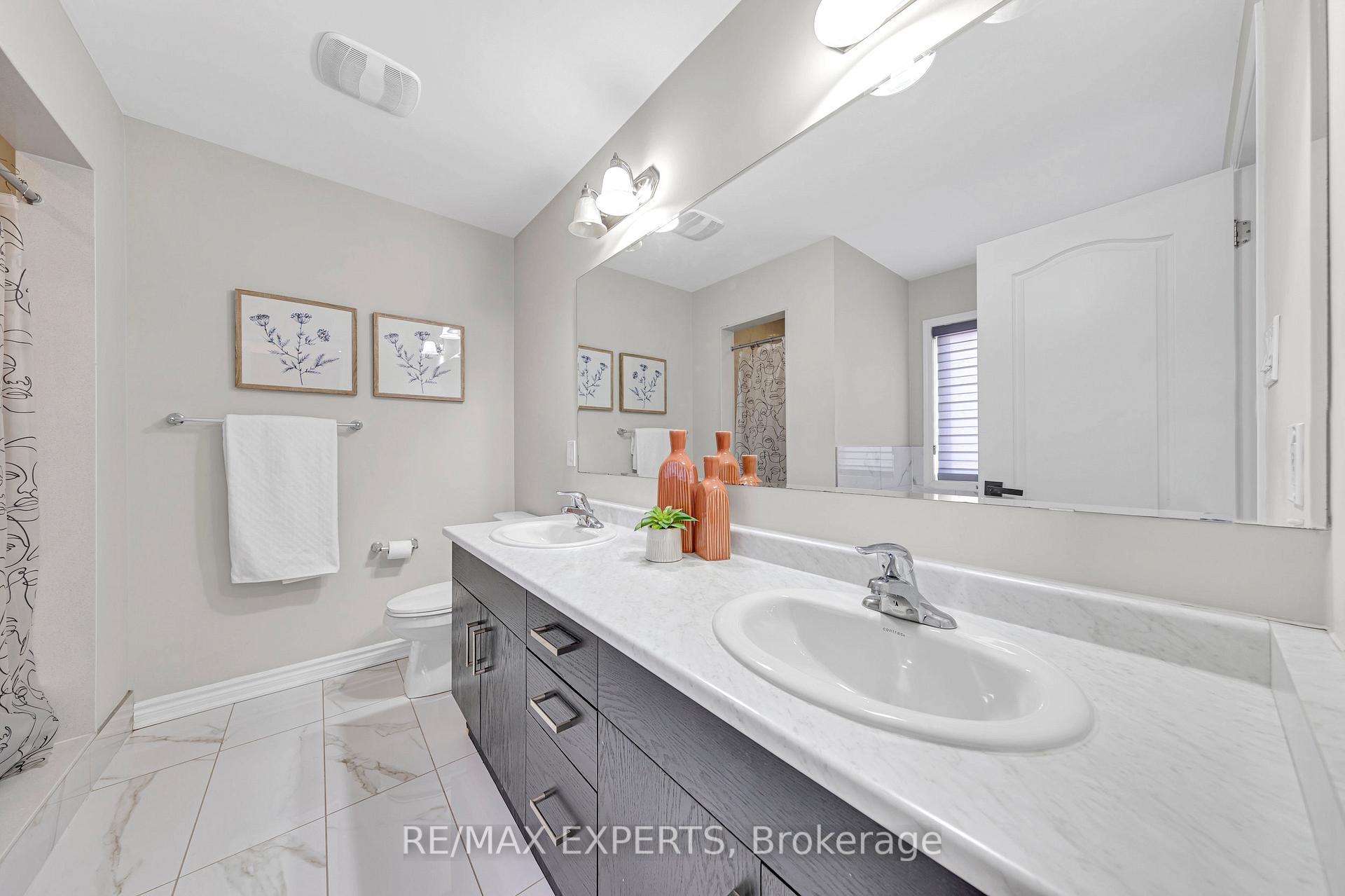 Photo 21 of 13 Ringway Road, Brampton, Northwest Brampton — HOMEH
