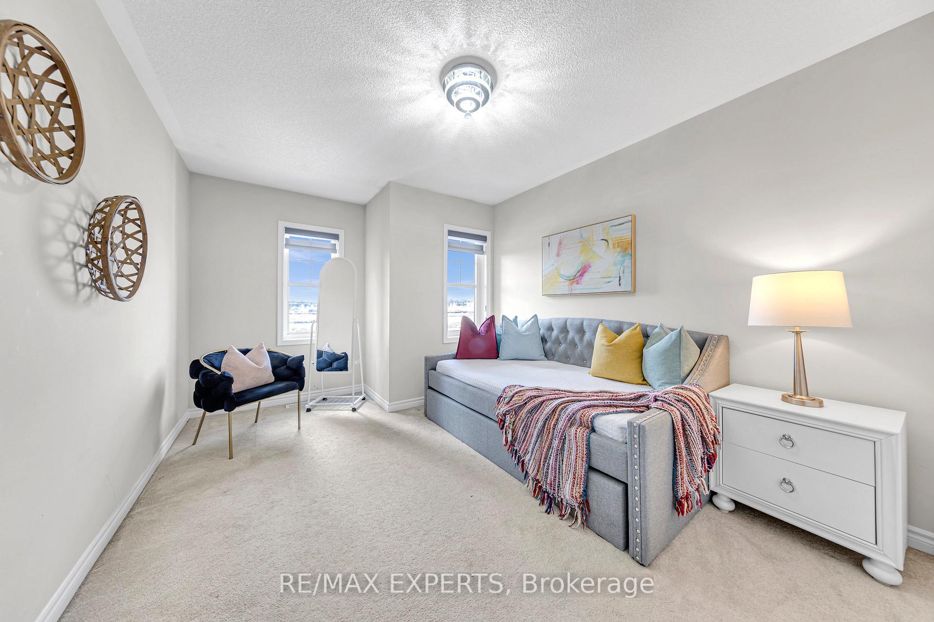 Photo 23 of 13 Ringway Road, Brampton, Northwest Brampton — HOMEH