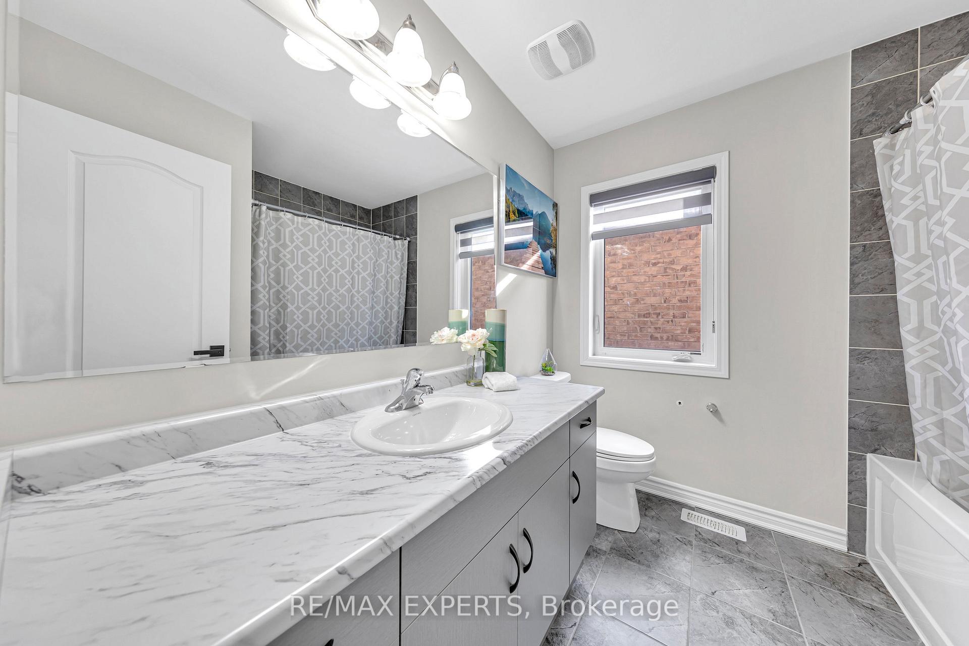 Photo 24 of 13 Ringway Road, Brampton, Northwest Brampton — HOMEH